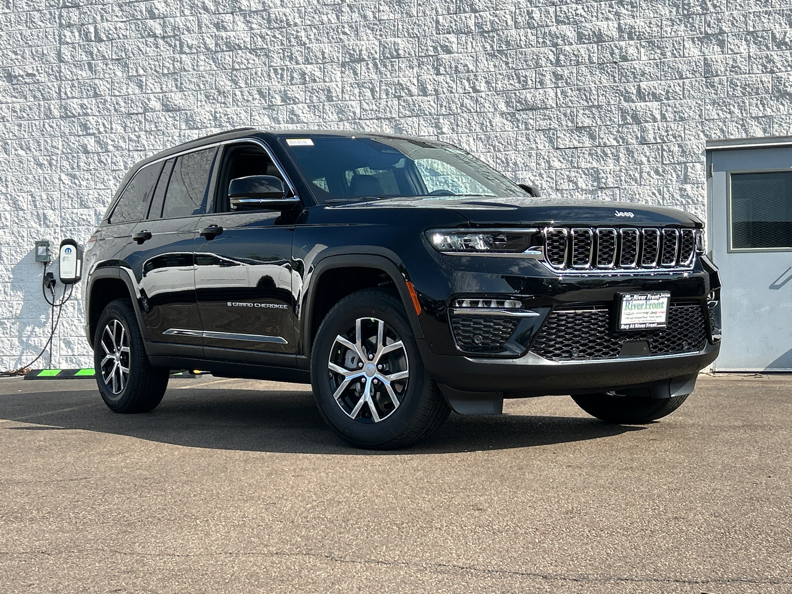 2024 Jeep Grand Cherokee Limited 1