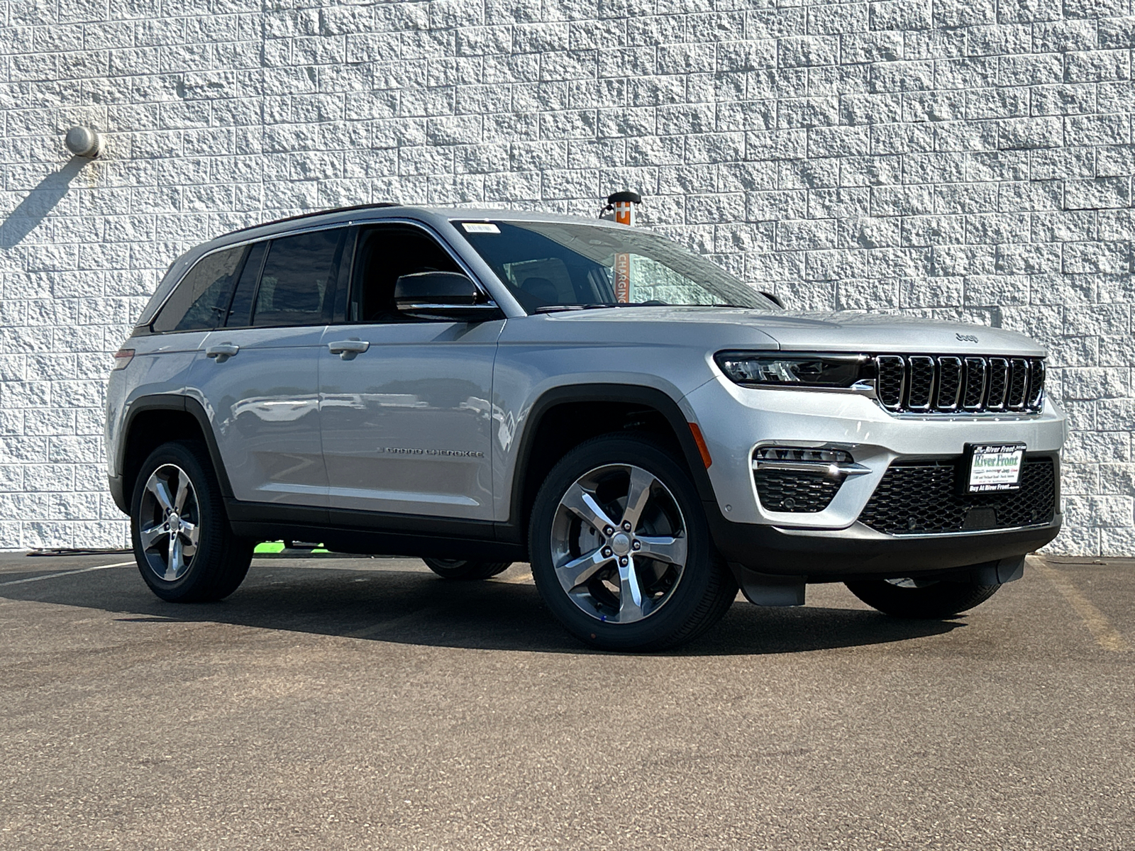 2024 Jeep Grand Cherokee Limited 1