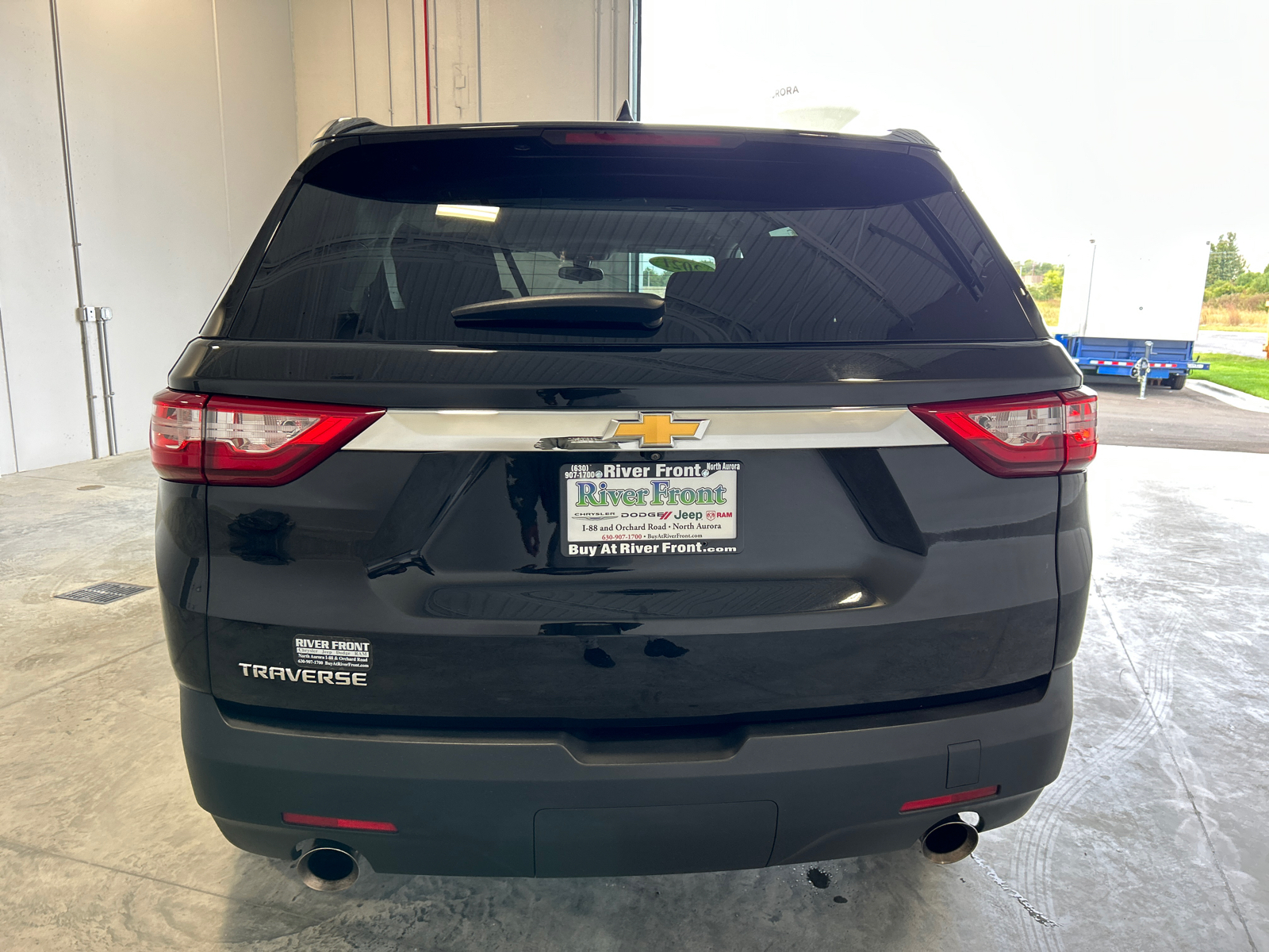 2021 Chevrolet Traverse LS 7