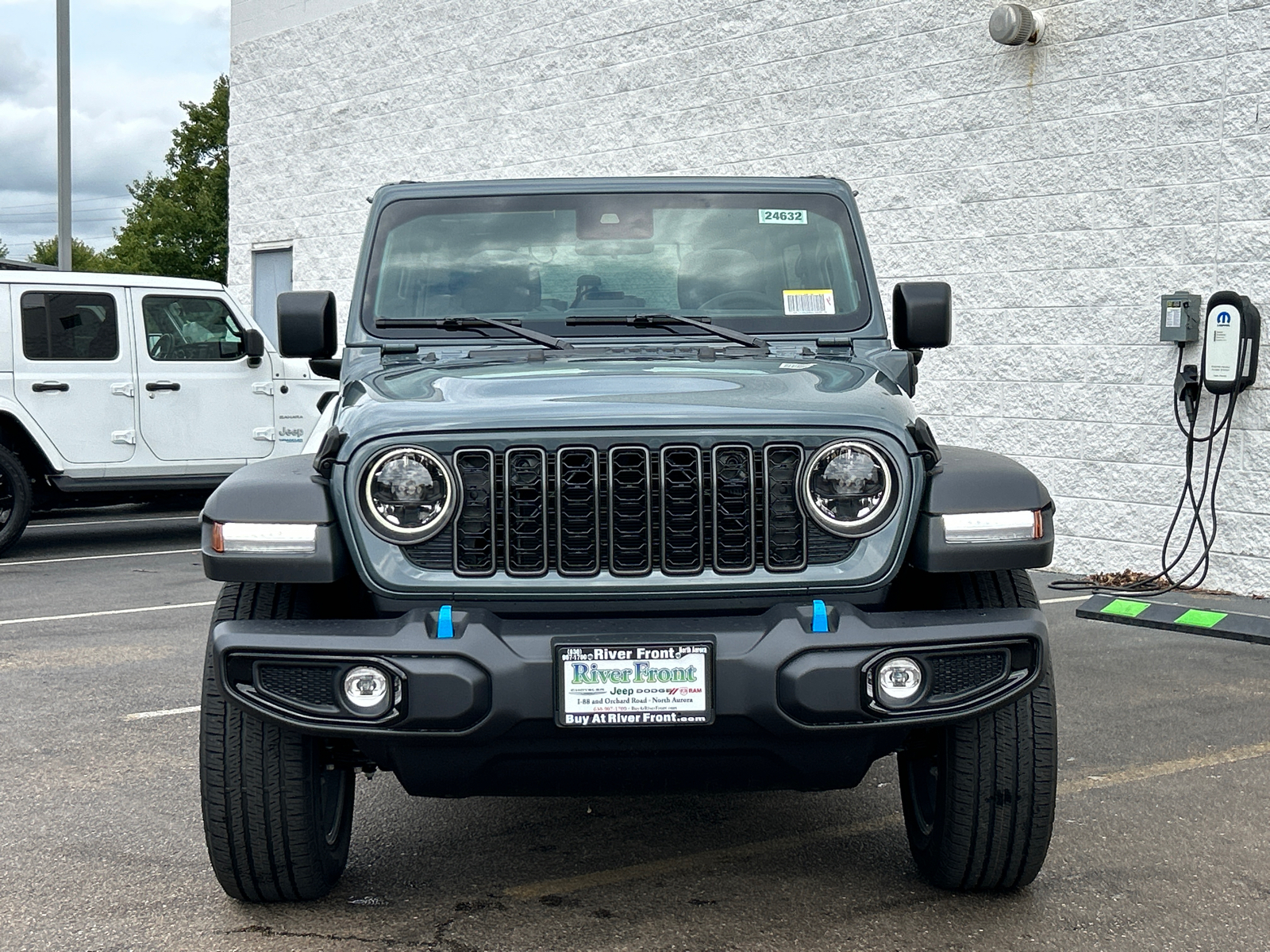 2024 Jeep Wrangler Sport S 4xe 3