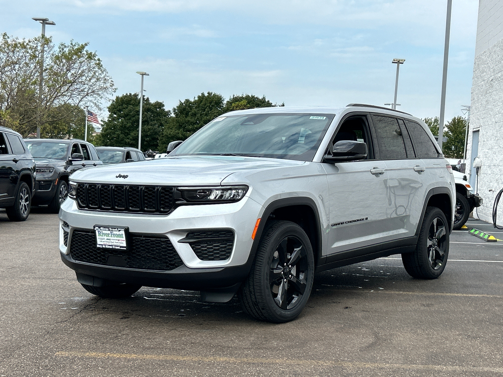 2024 Jeep Grand Cherokee Altitude X 4