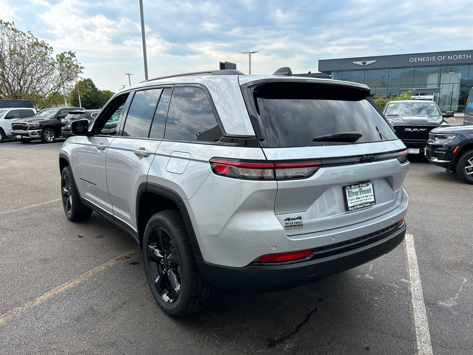 2024 Jeep Grand Cherokee Altitude X 6