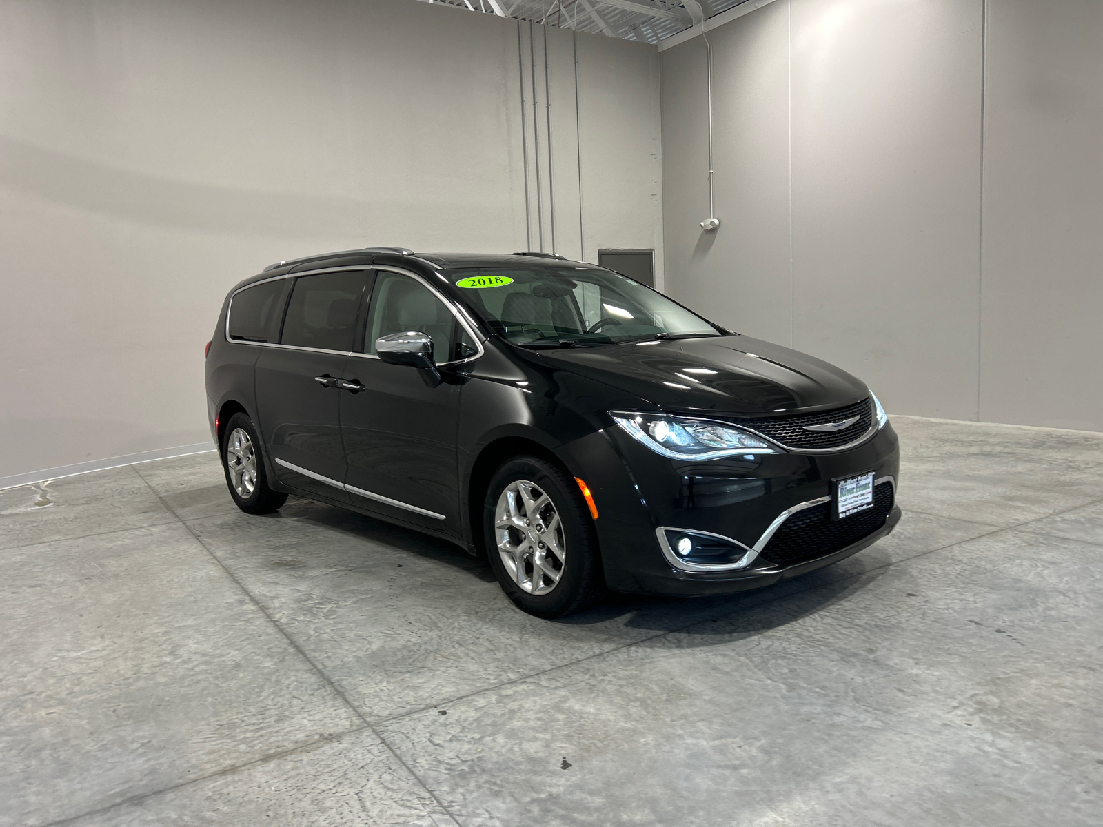 2018 Chrysler Pacifica Limited 4