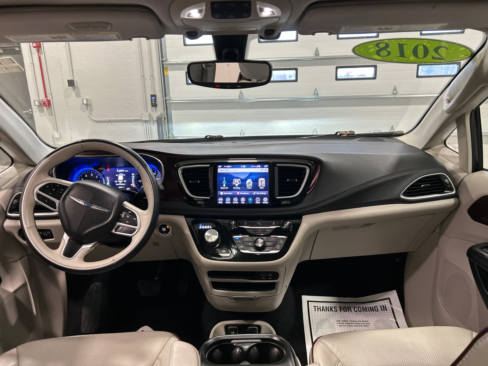 2018 Chrysler Pacifica Limited 30