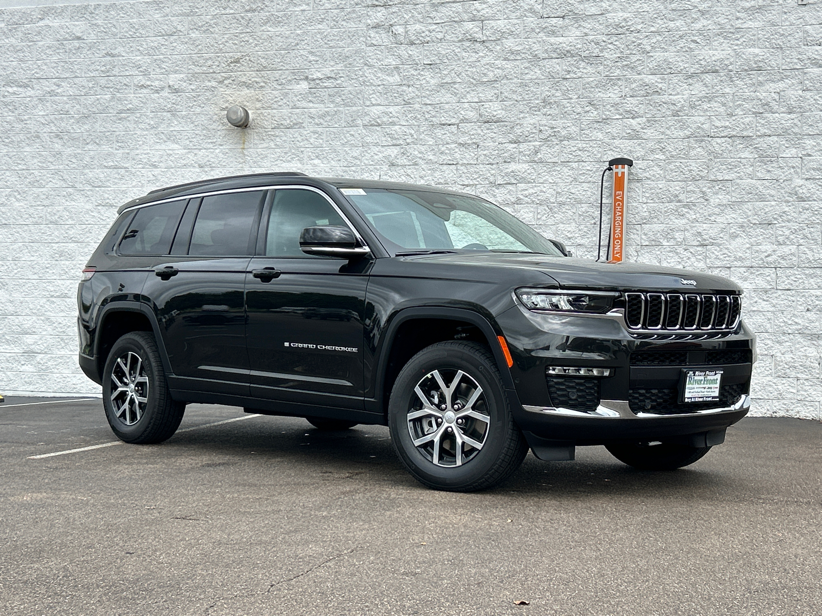 2024 Jeep Grand Cherokee L Limited 1