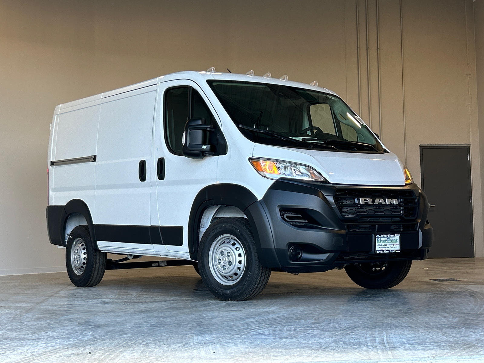 2024 Ram ProMaster 1500 Low Roof 1