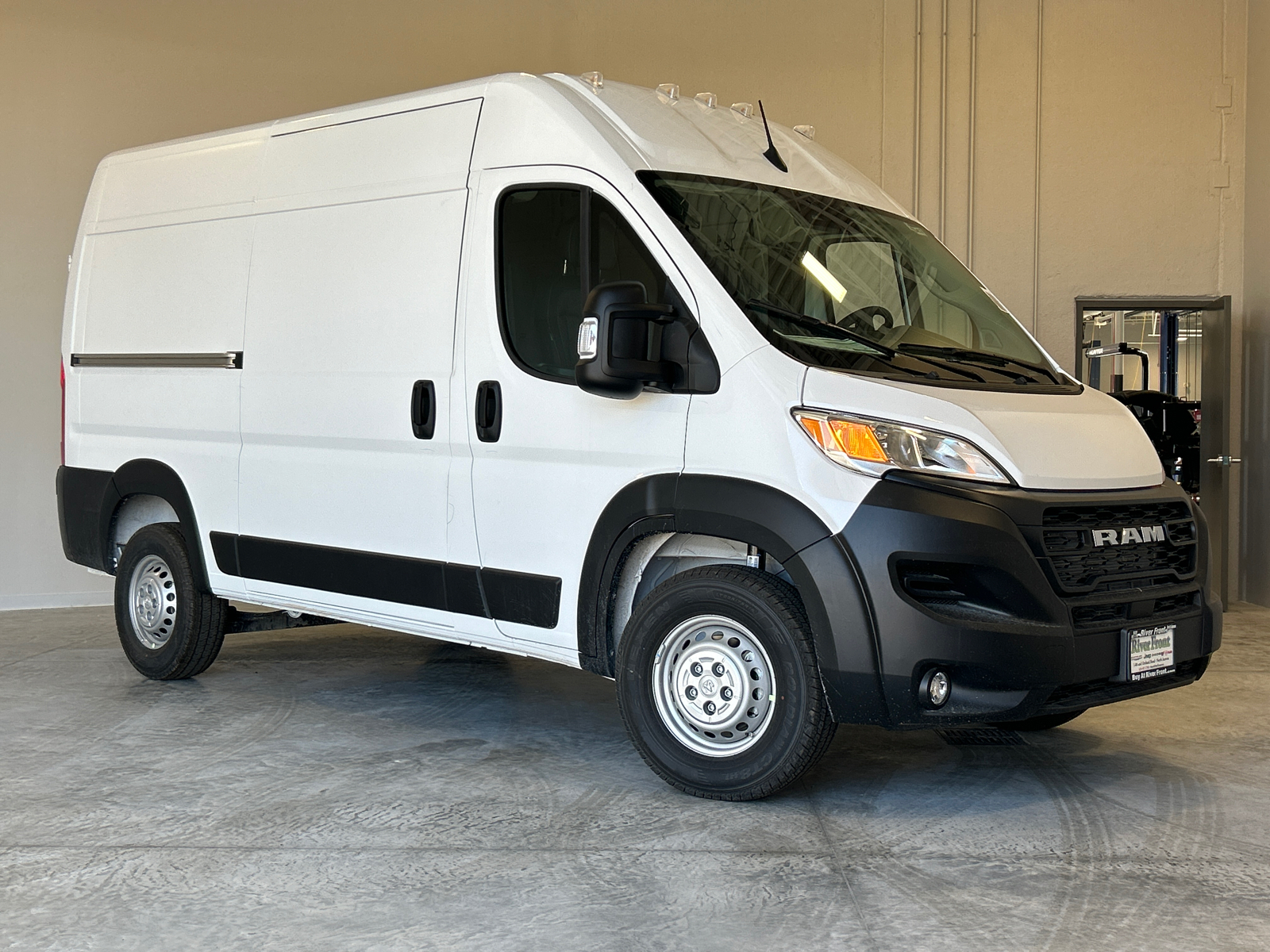 2024 Ram ProMaster 2500 High Roof 1