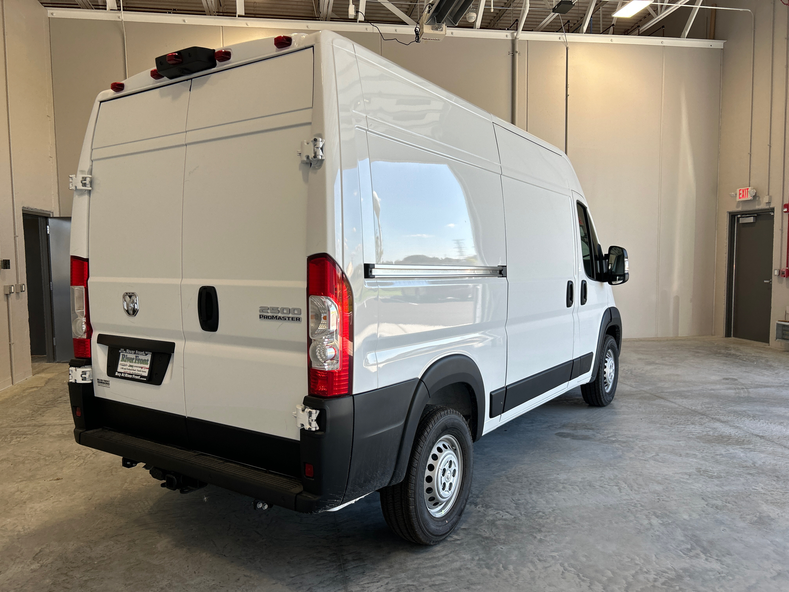 2024 Ram ProMaster 2500 High Roof 8