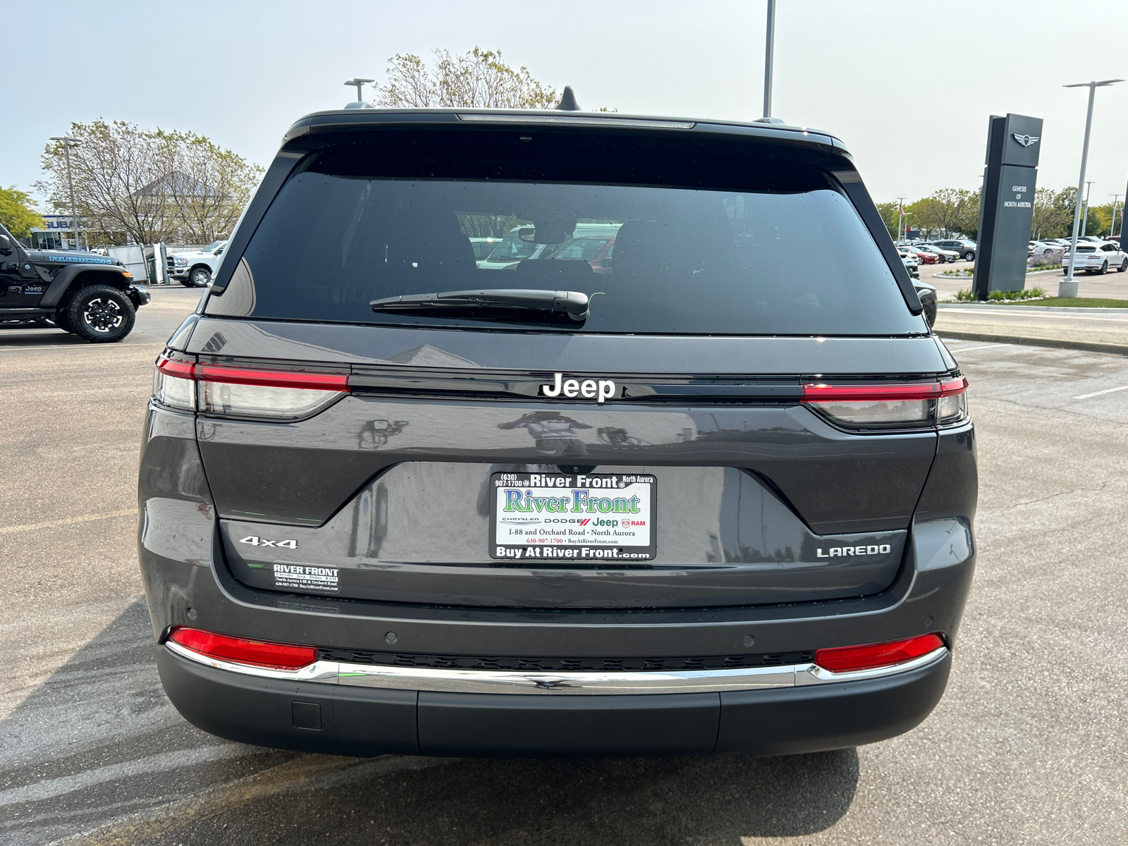 2024 Jeep Grand Cherokee Laredo 7