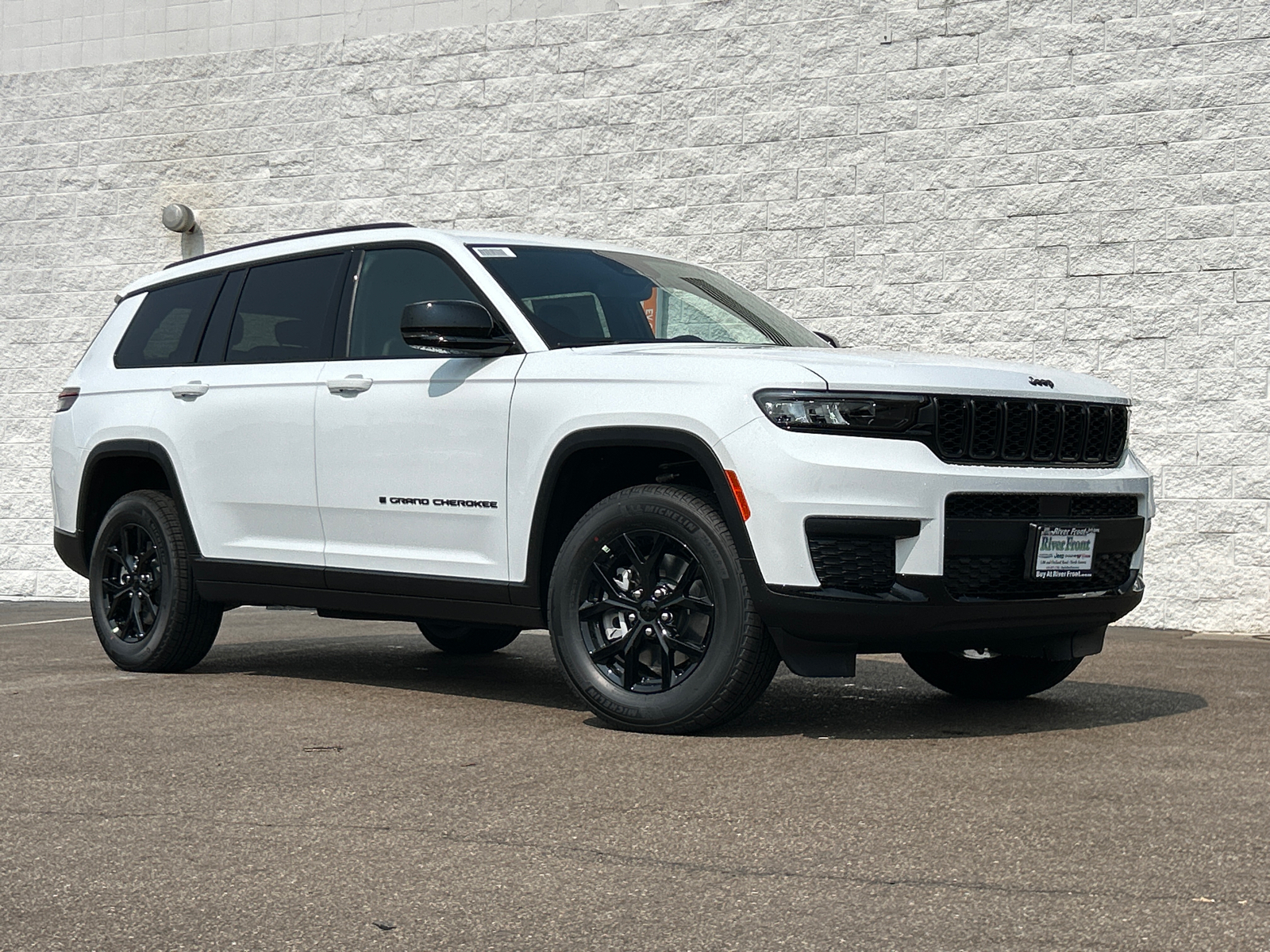 2024 Jeep Grand Cherokee L Altitude 1