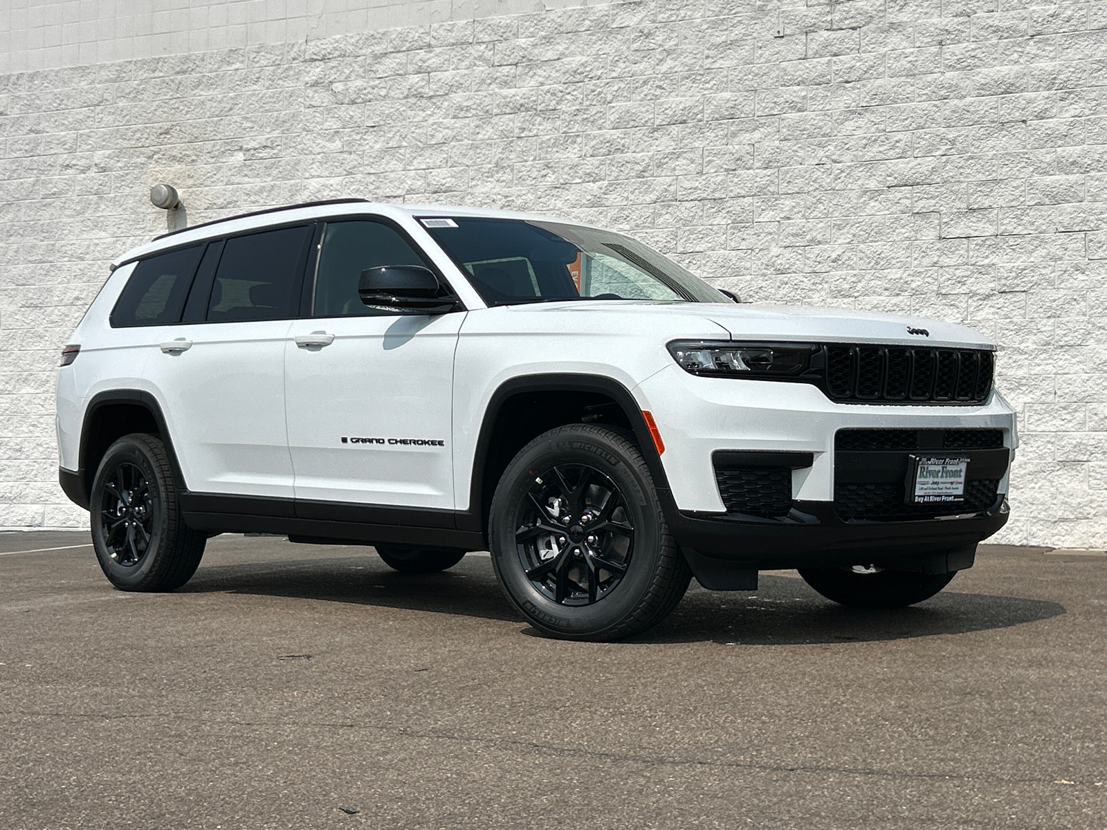 2024 Jeep Grand Cherokee L Altitude 2