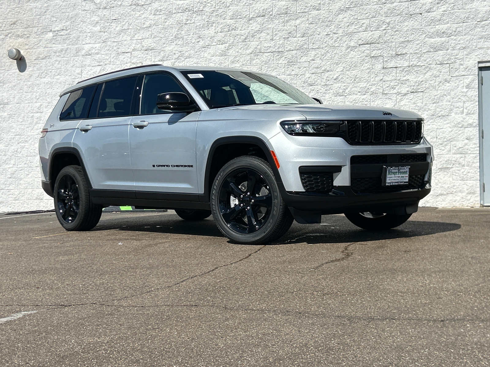 2024 Jeep Grand Cherokee L Altitude X 2