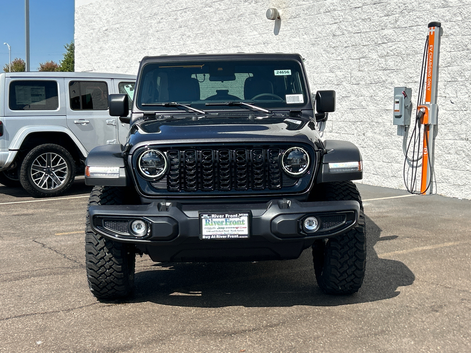 2024 Jeep Wrangler Willys 3