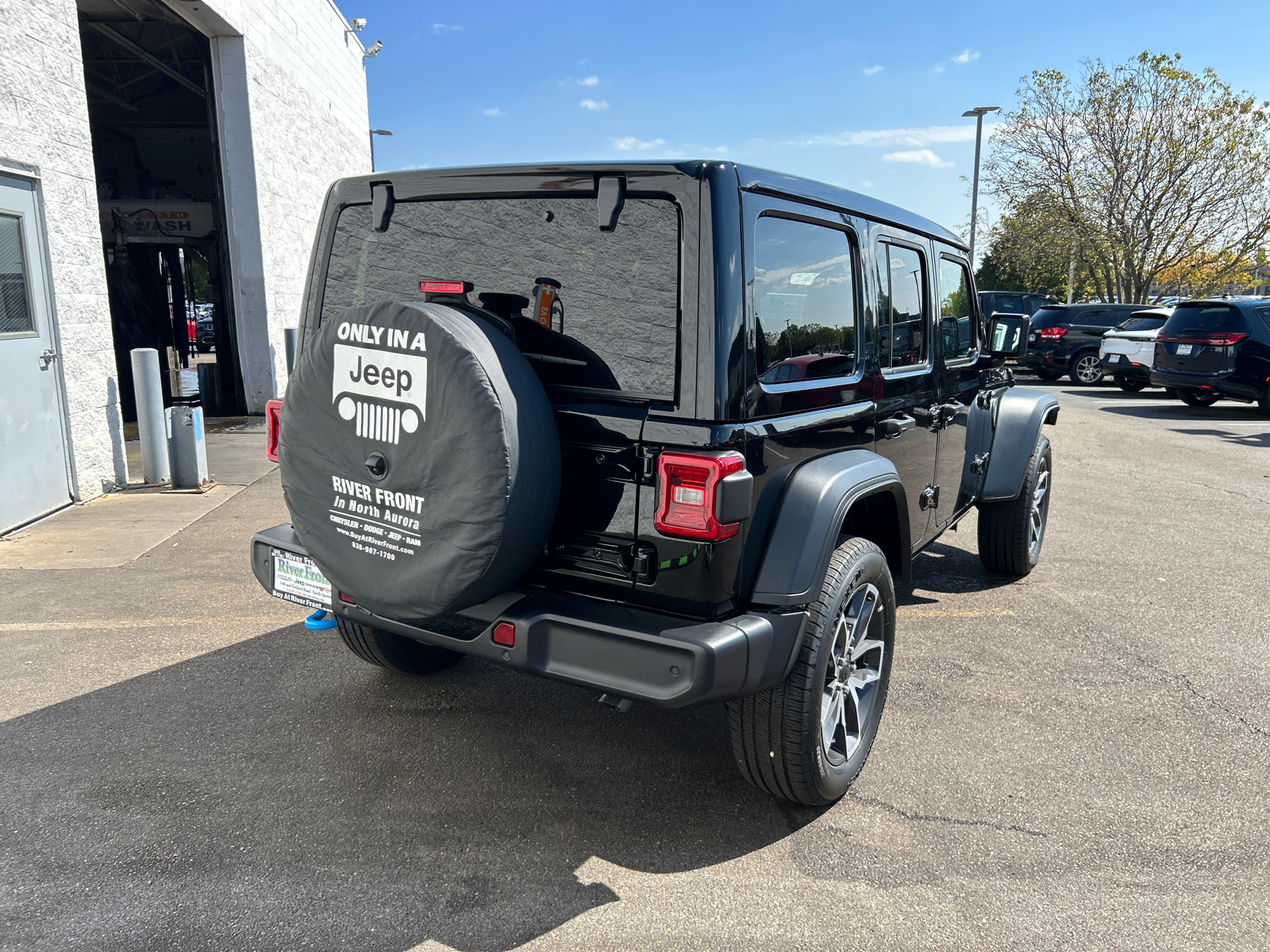 2024 Jeep Wrangler Sport S 4xe 8