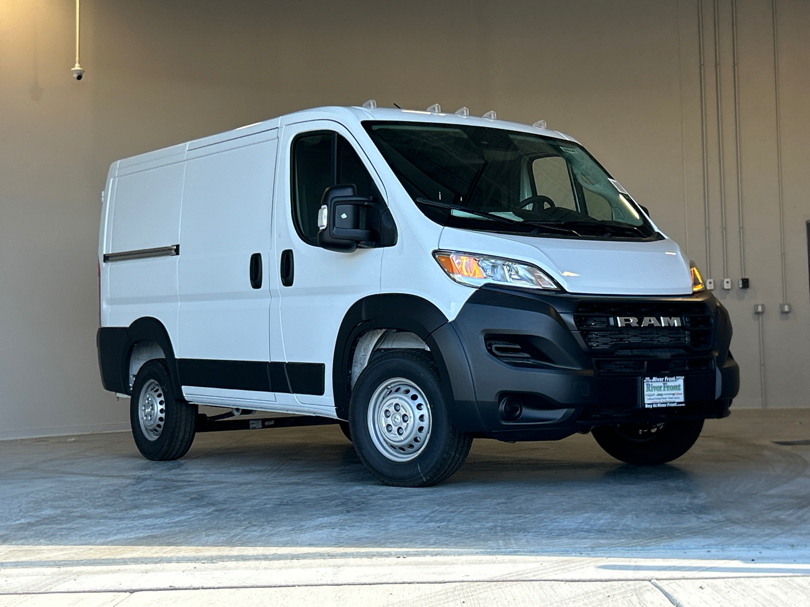 2024 Ram ProMaster 1500 Low Roof 1