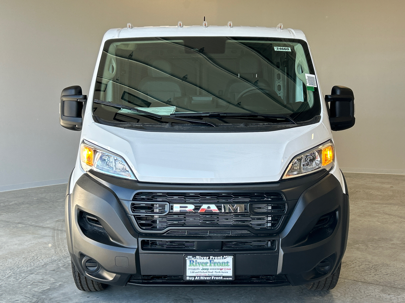 2024 Ram ProMaster 1500 Low Roof 3