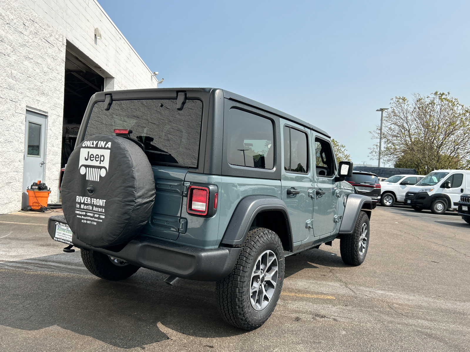 2024 Jeep Wrangler Sport S 8