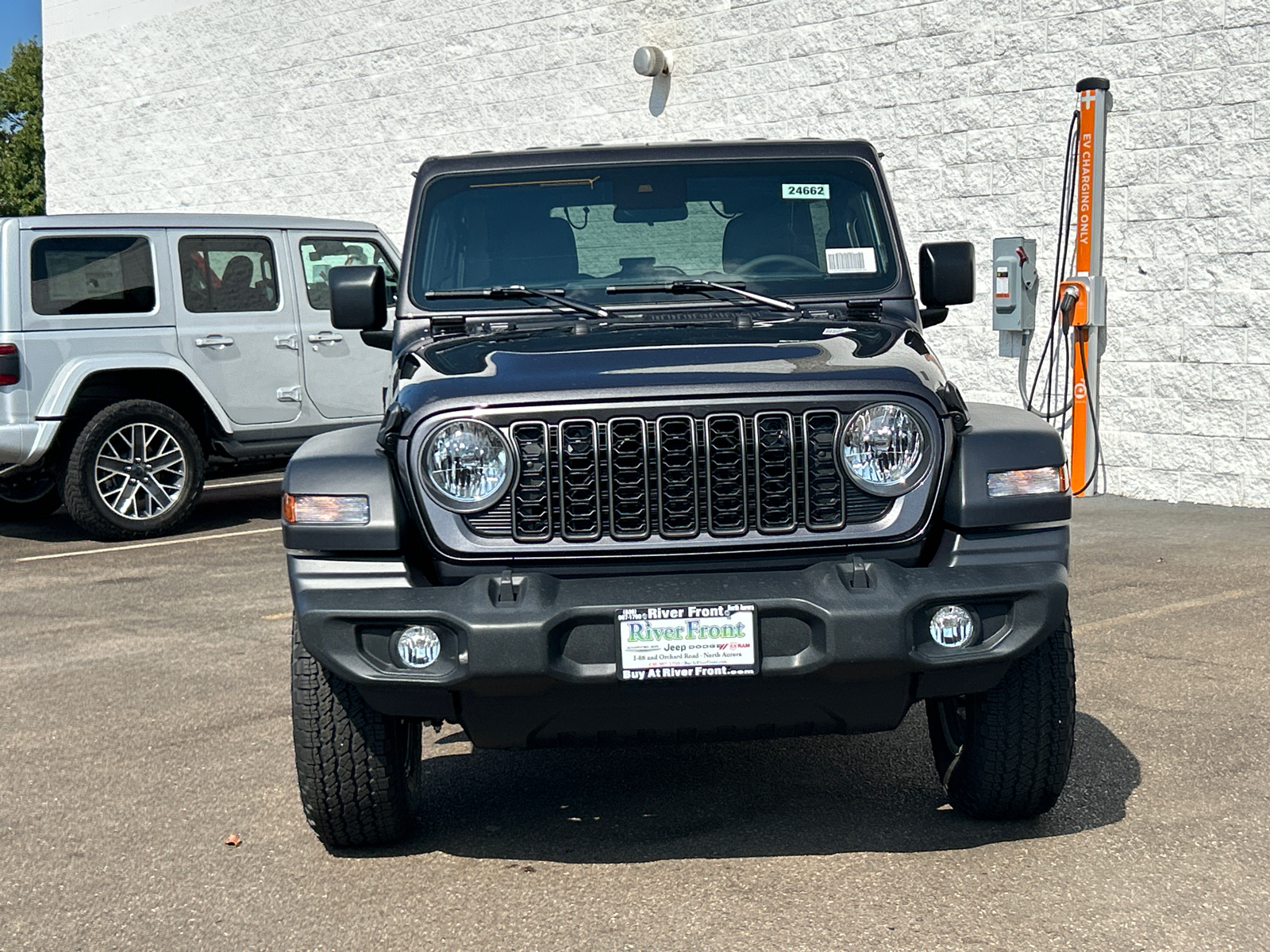 2024 Jeep Wrangler Sport S 3