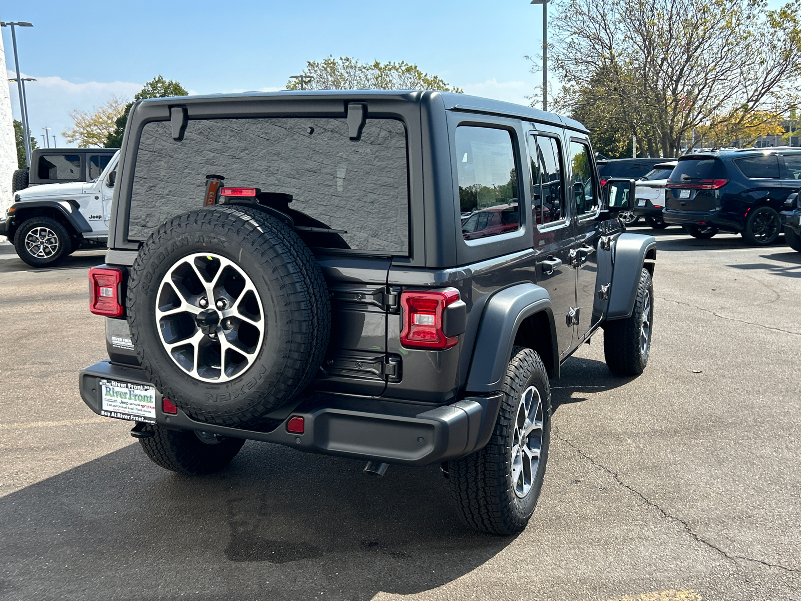 2024 Jeep Wrangler Sport S 8