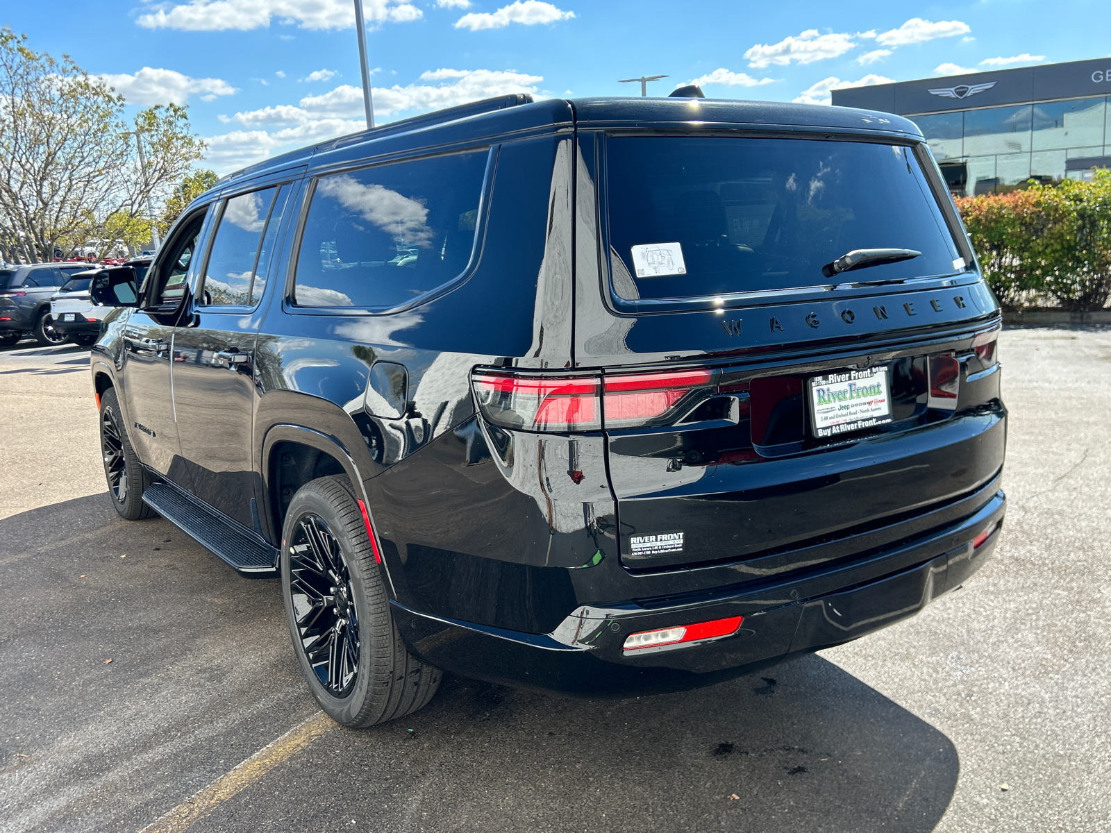 2024 Jeep Wagoneer L Series II 6