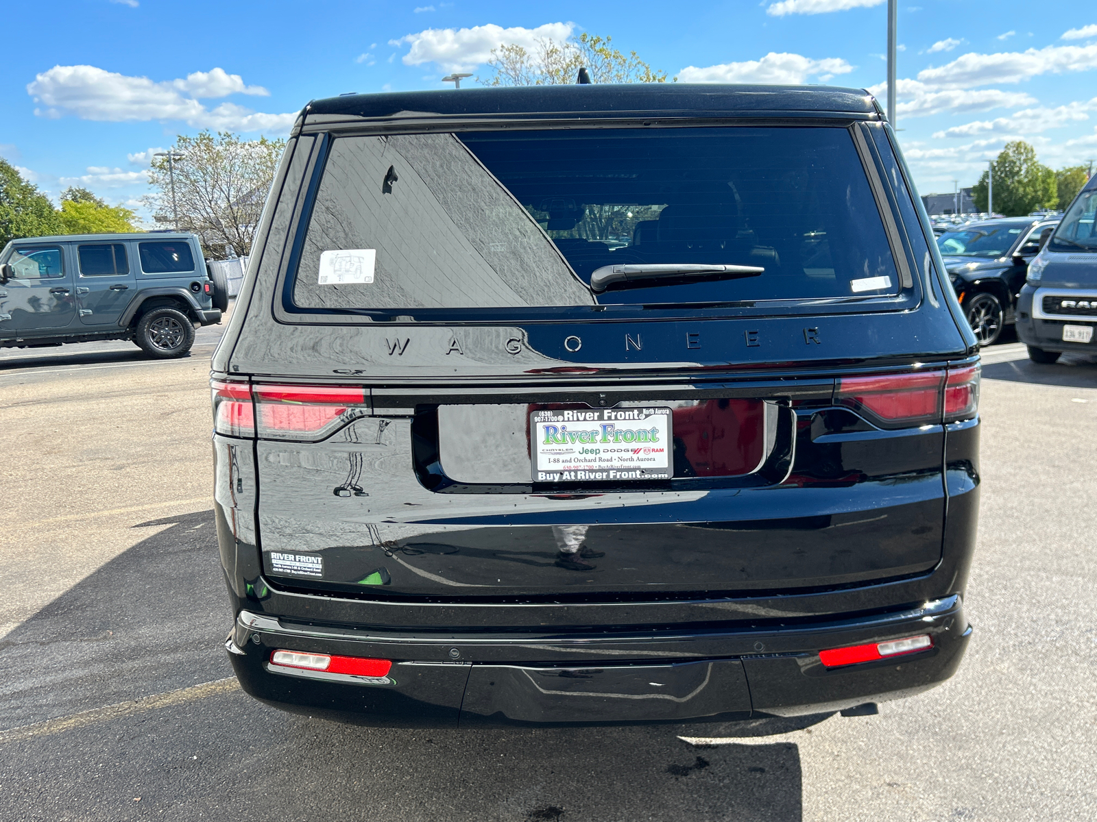 2024 Jeep Wagoneer L Series II 7