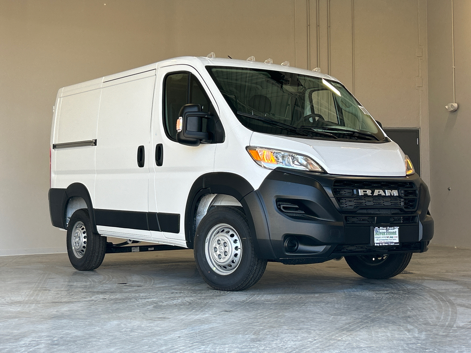 2024 Ram ProMaster 1500 Low Roof 1