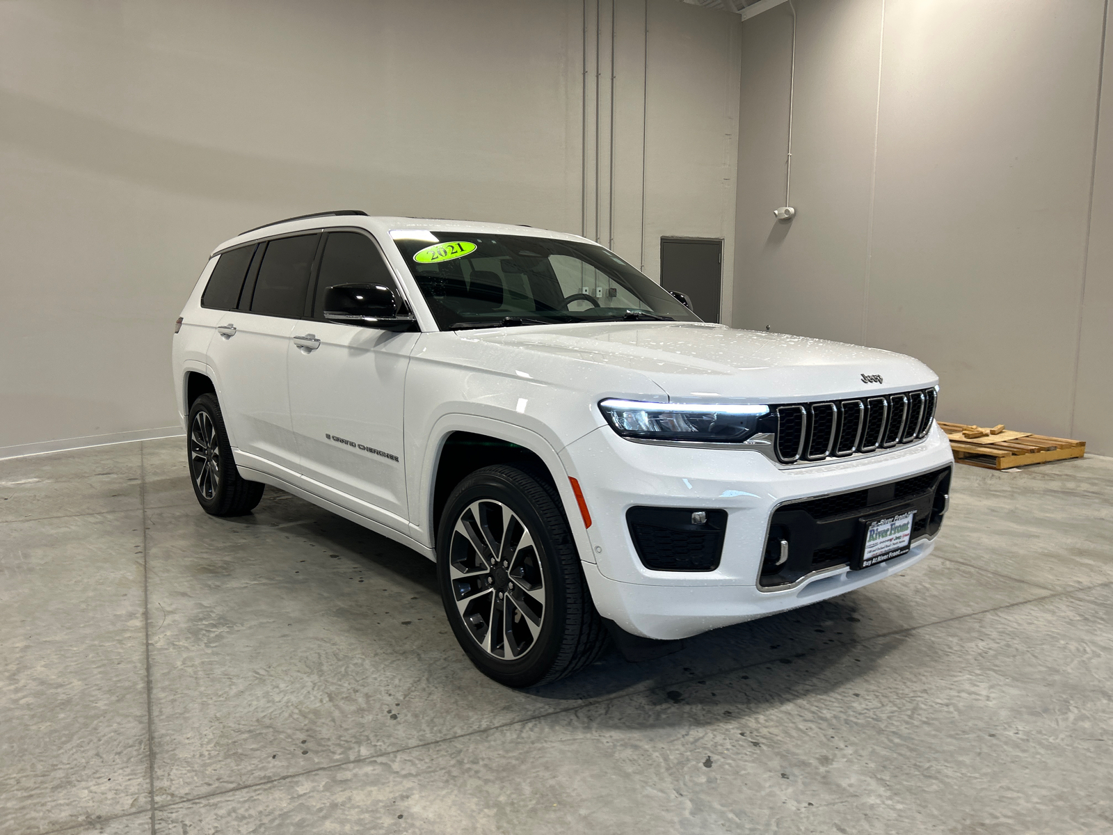 2021 Jeep Grand Cherokee L Overland 4