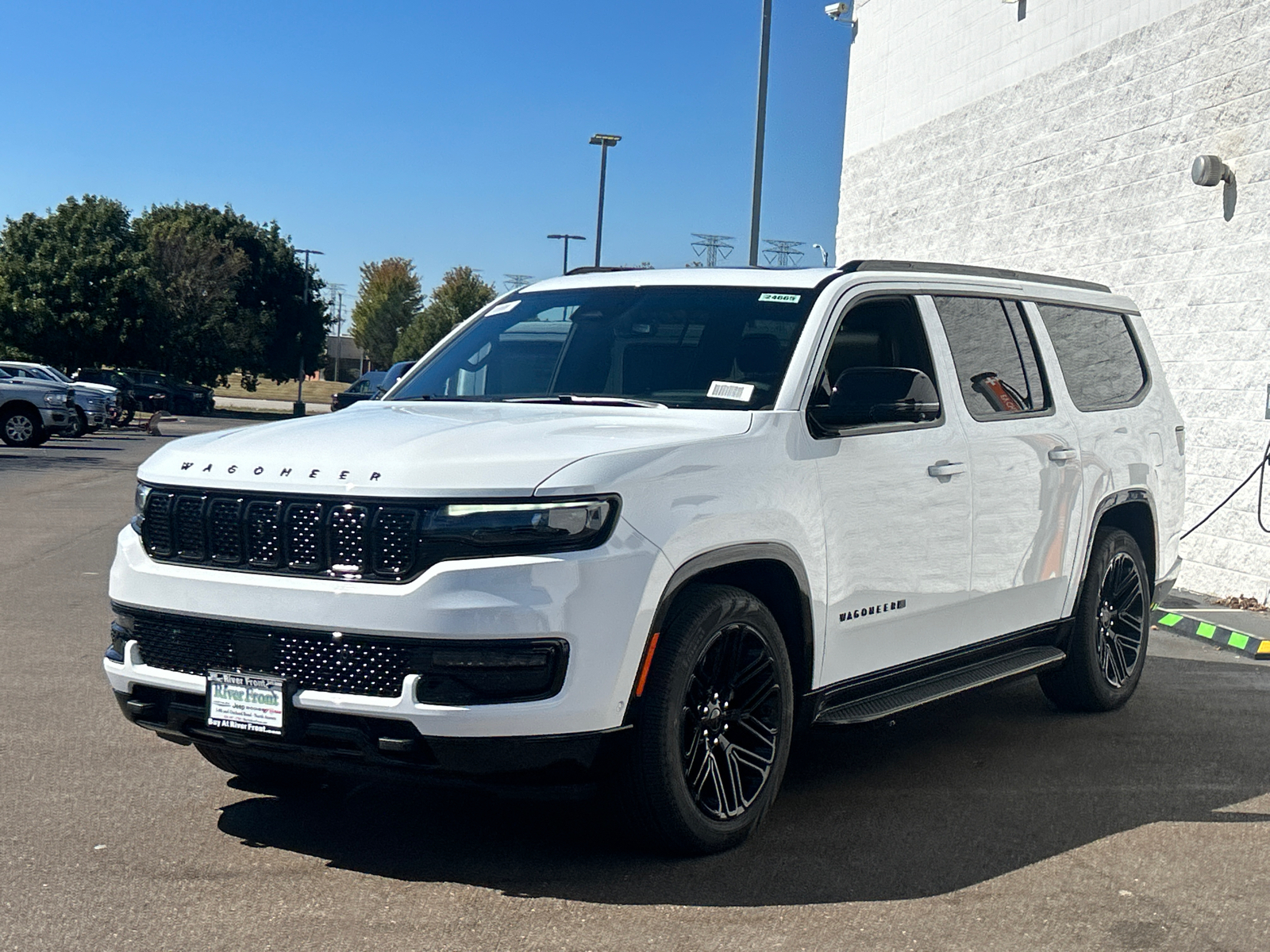 2024 Jeep Wagoneer L Series II 4