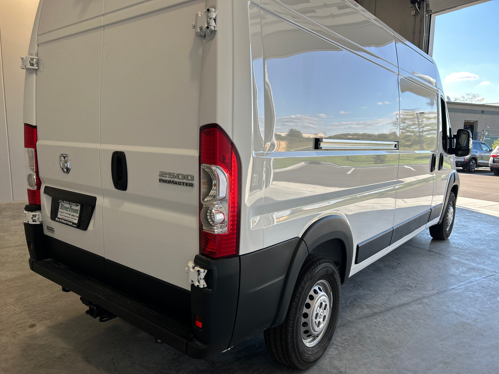 2024 Ram ProMaster 2500 High Roof 8