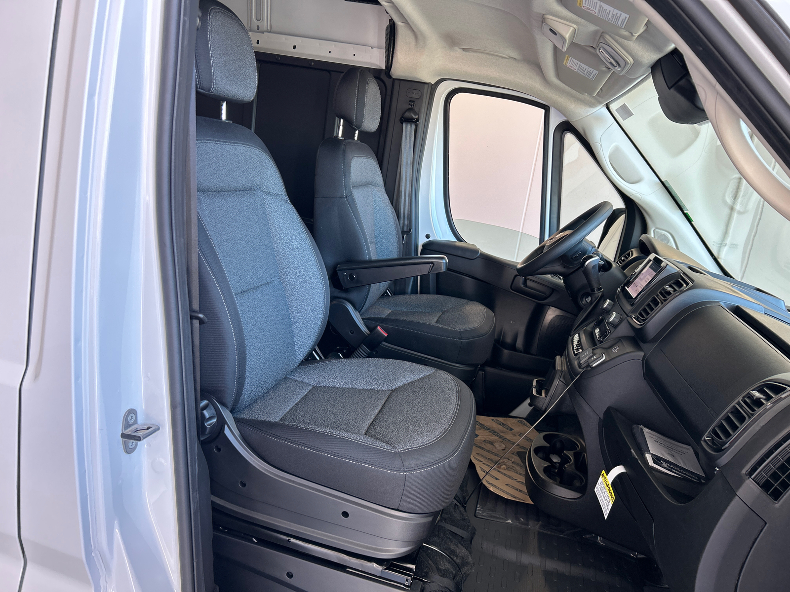 2024 Ram ProMaster 2500 High Roof 30