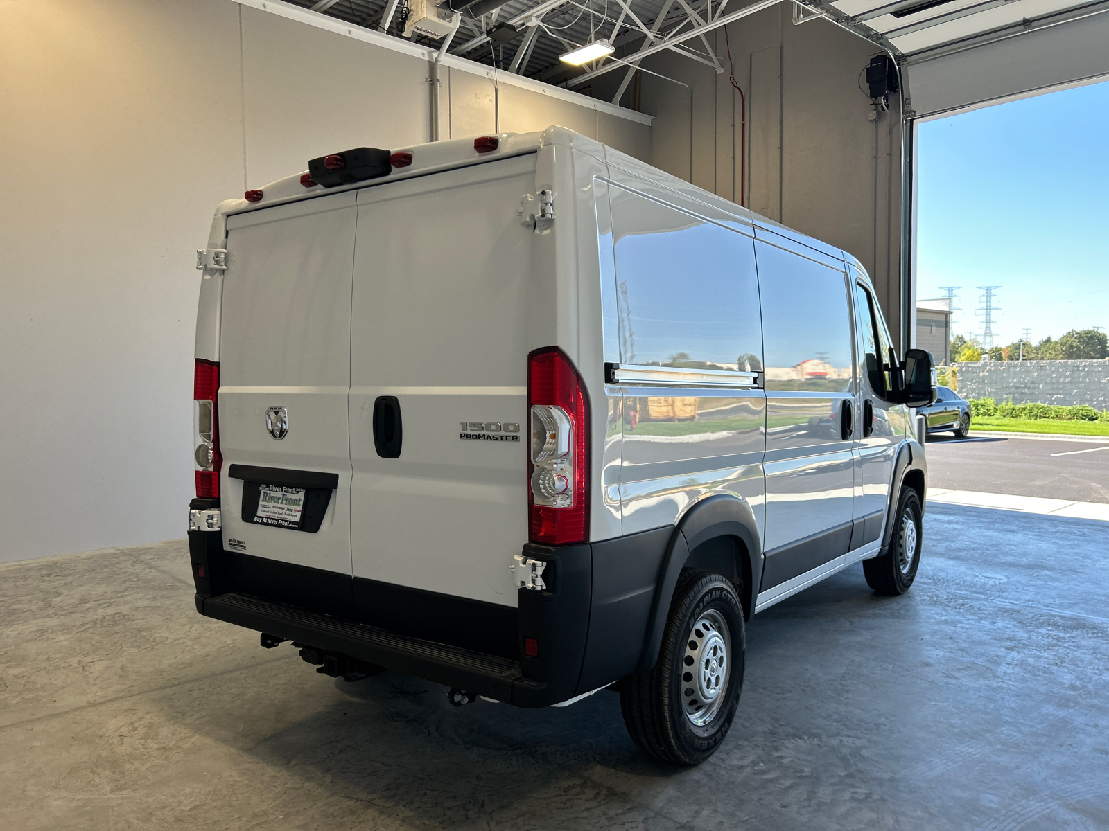 2024 Ram ProMaster 1500 Low Roof 8