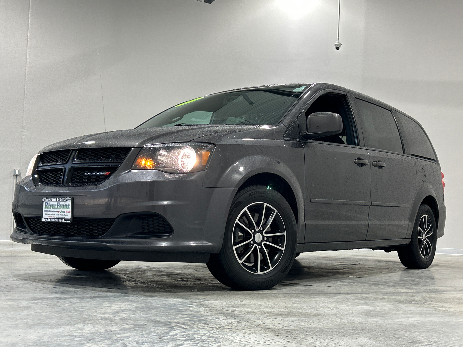 2016 Dodge Grand Caravan SE 1