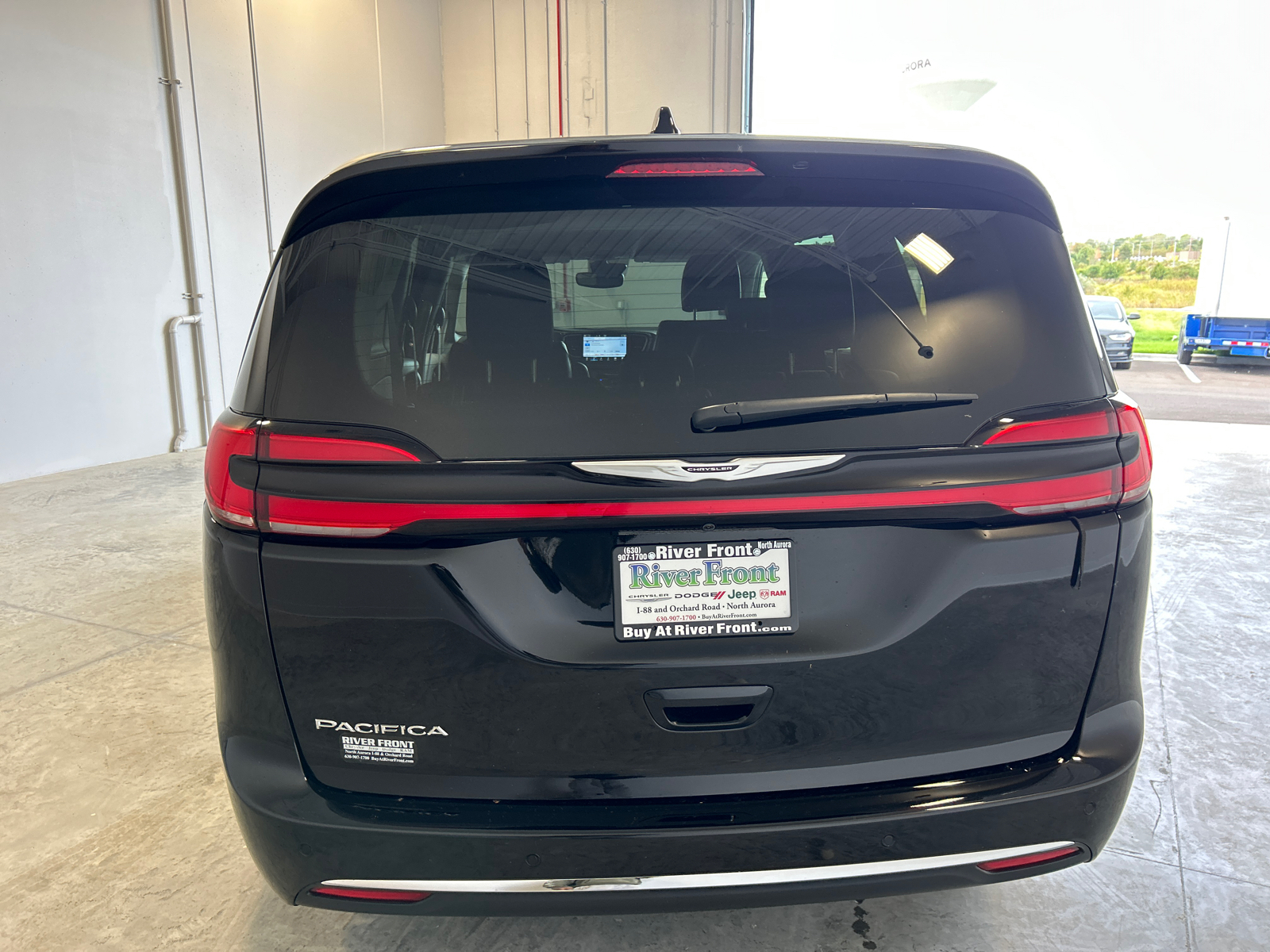 2024 Chrysler Pacifica Touring L 7