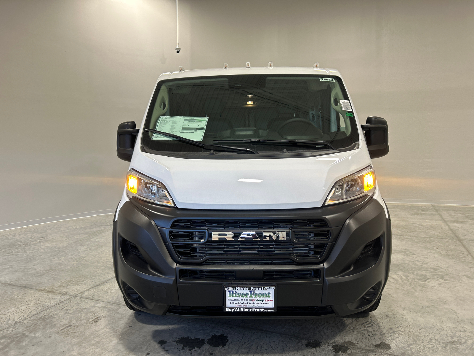 2024 Ram ProMaster 1500 Low Roof 3