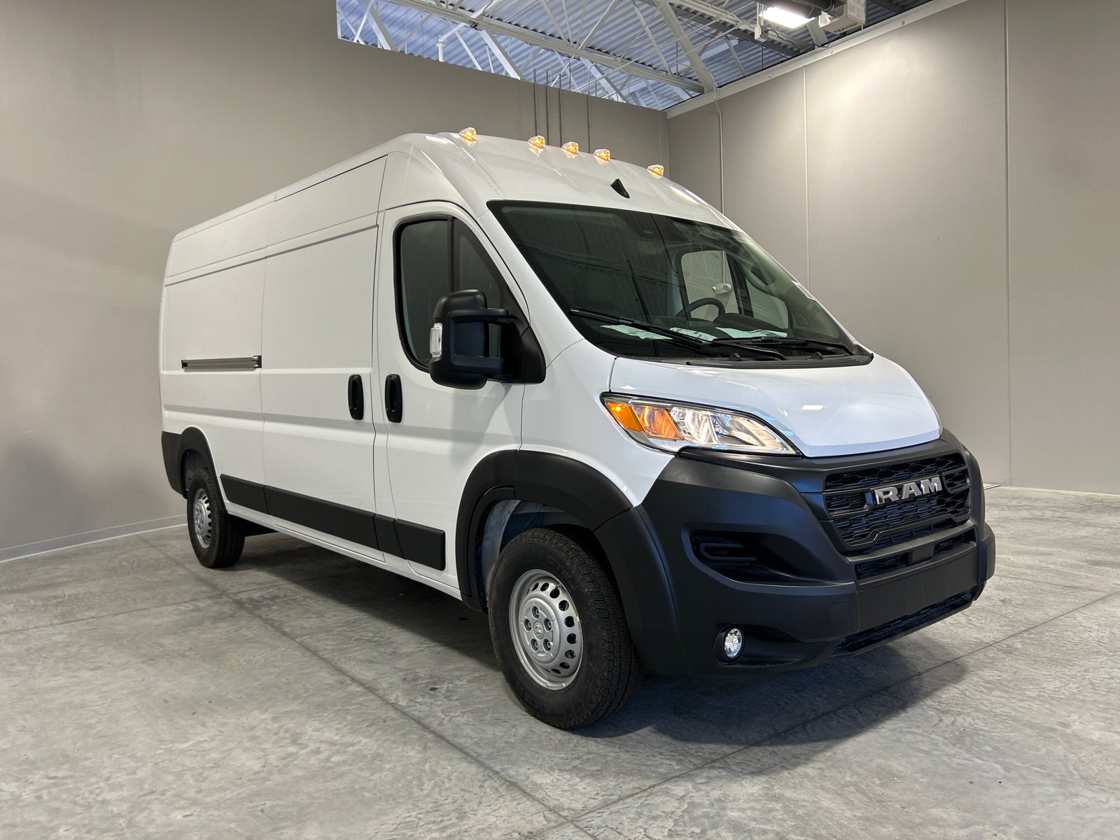 2024 Ram ProMaster 2500 High Roof 4