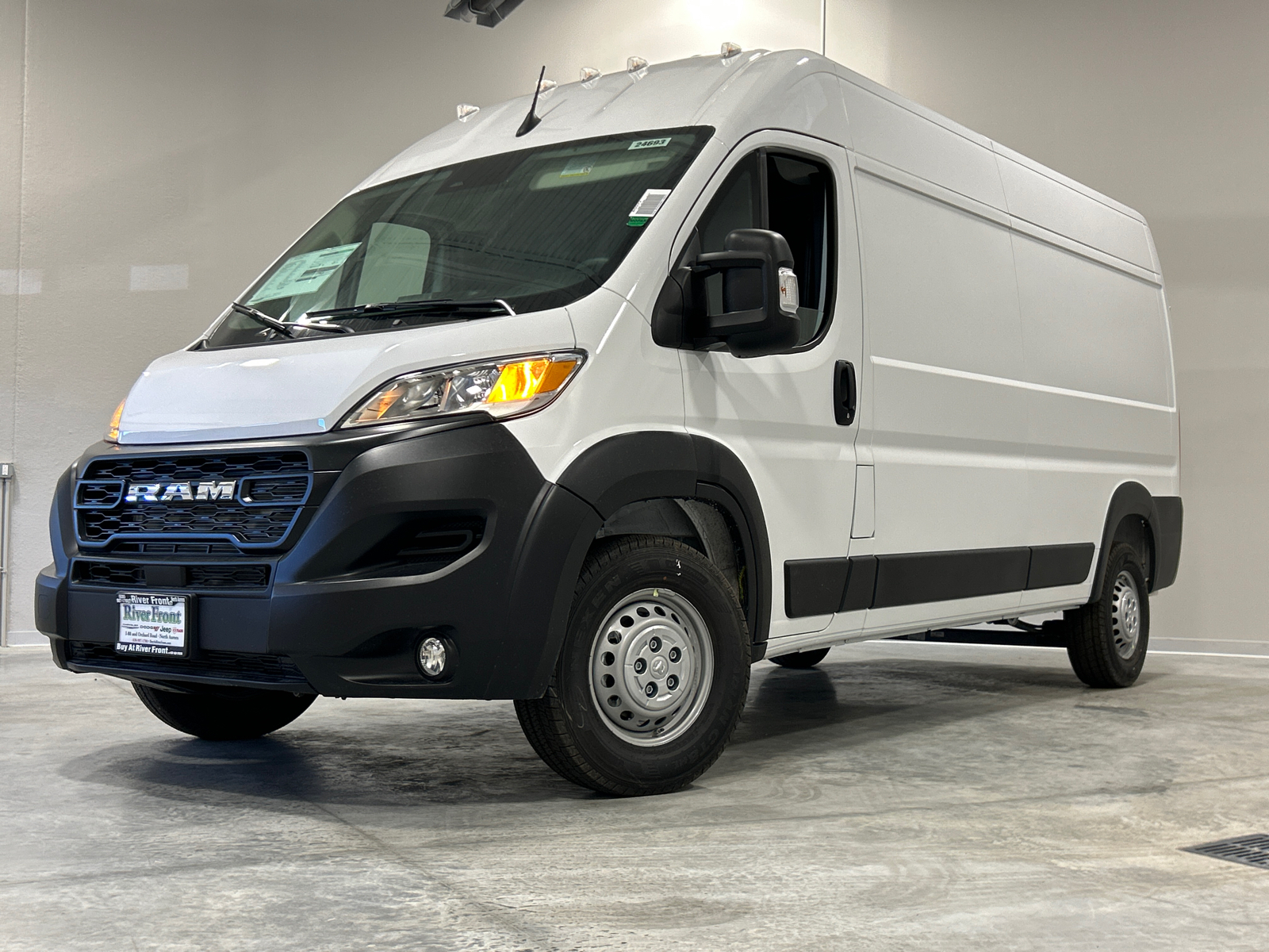 2024 Ram ProMaster 2500 High Roof 2