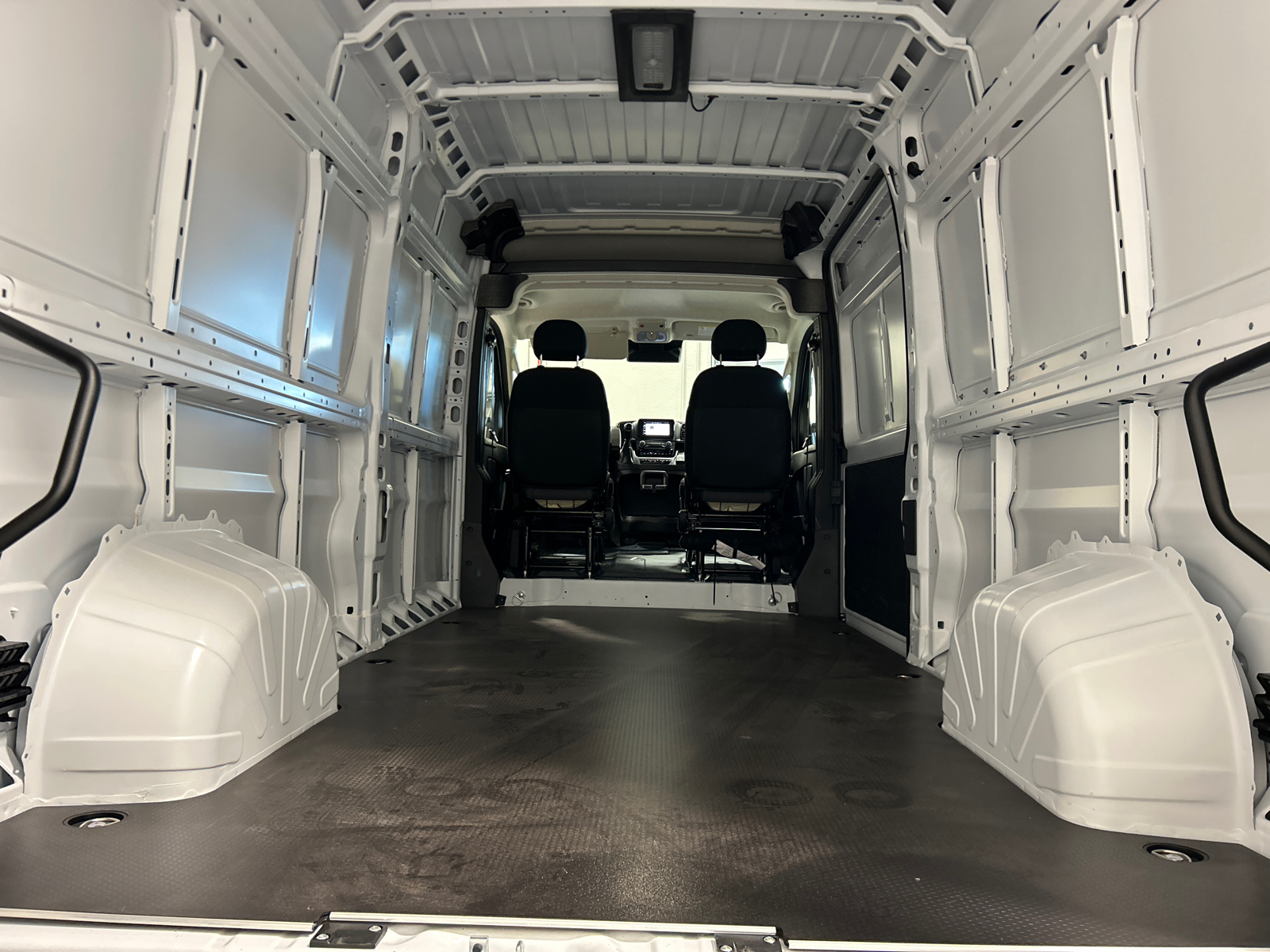 2024 Ram ProMaster 2500 High Roof 29