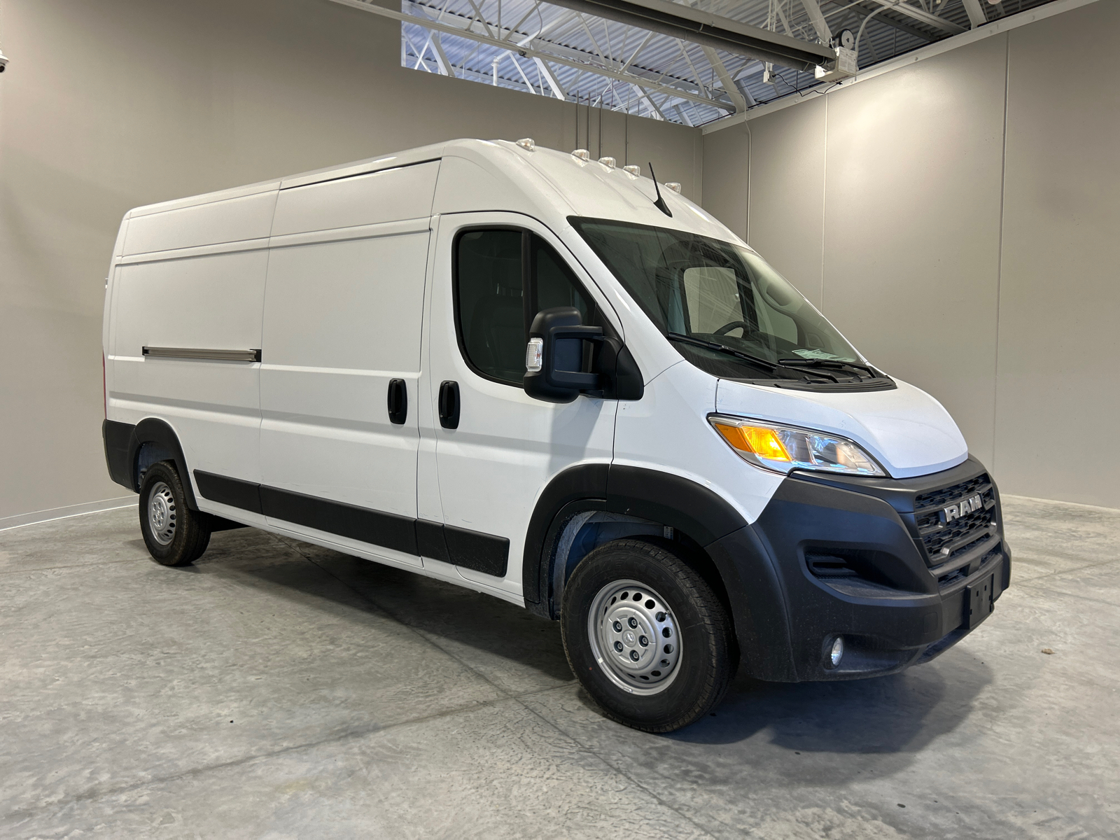 2024 Ram ProMaster 2500 High Roof 4