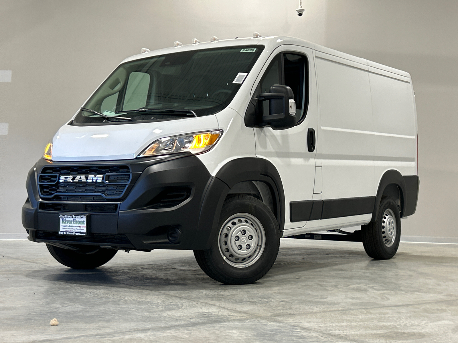 2024 Ram ProMaster 1500 Low Roof 1