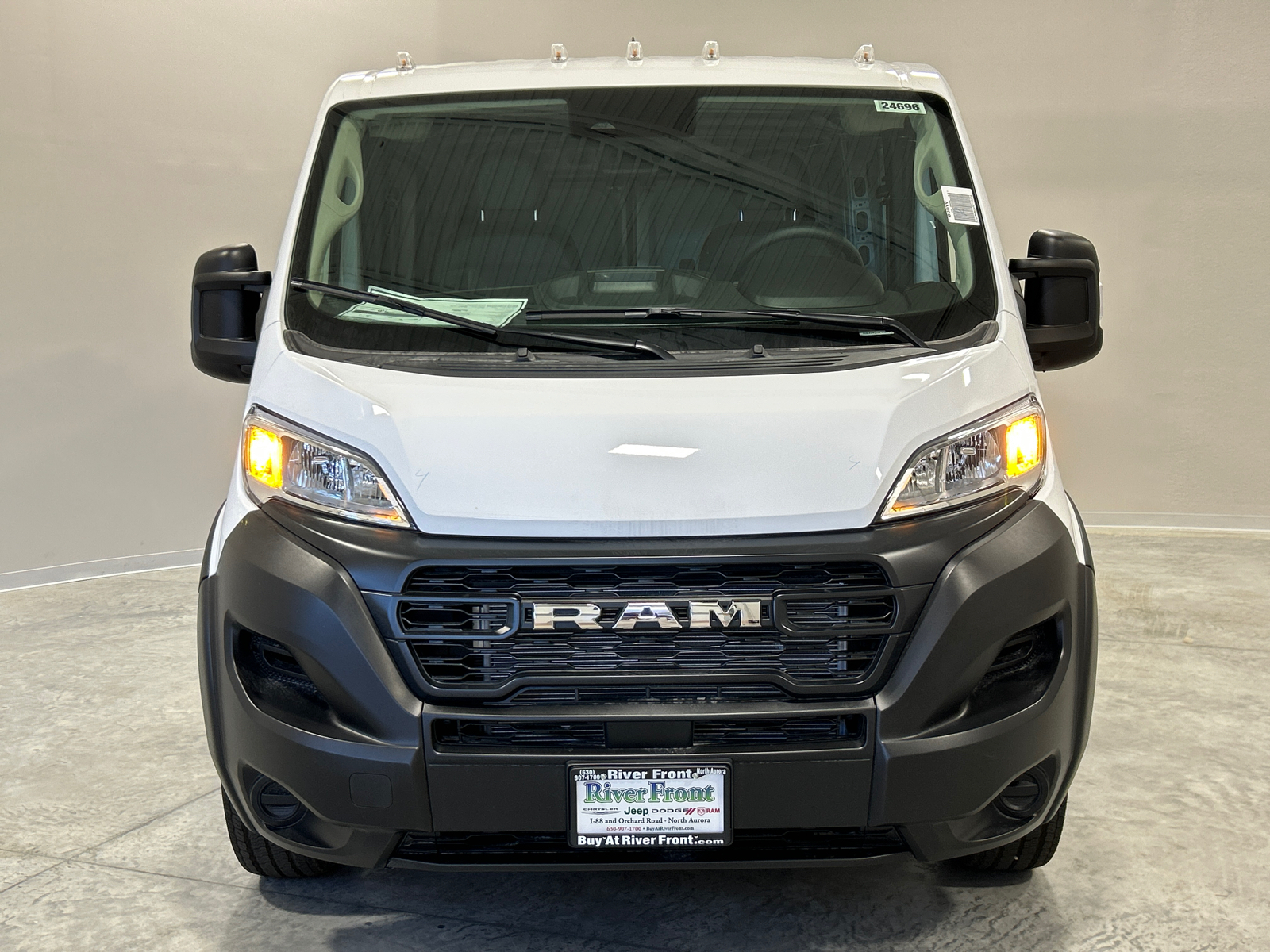 2024 Ram ProMaster 1500 Low Roof 3