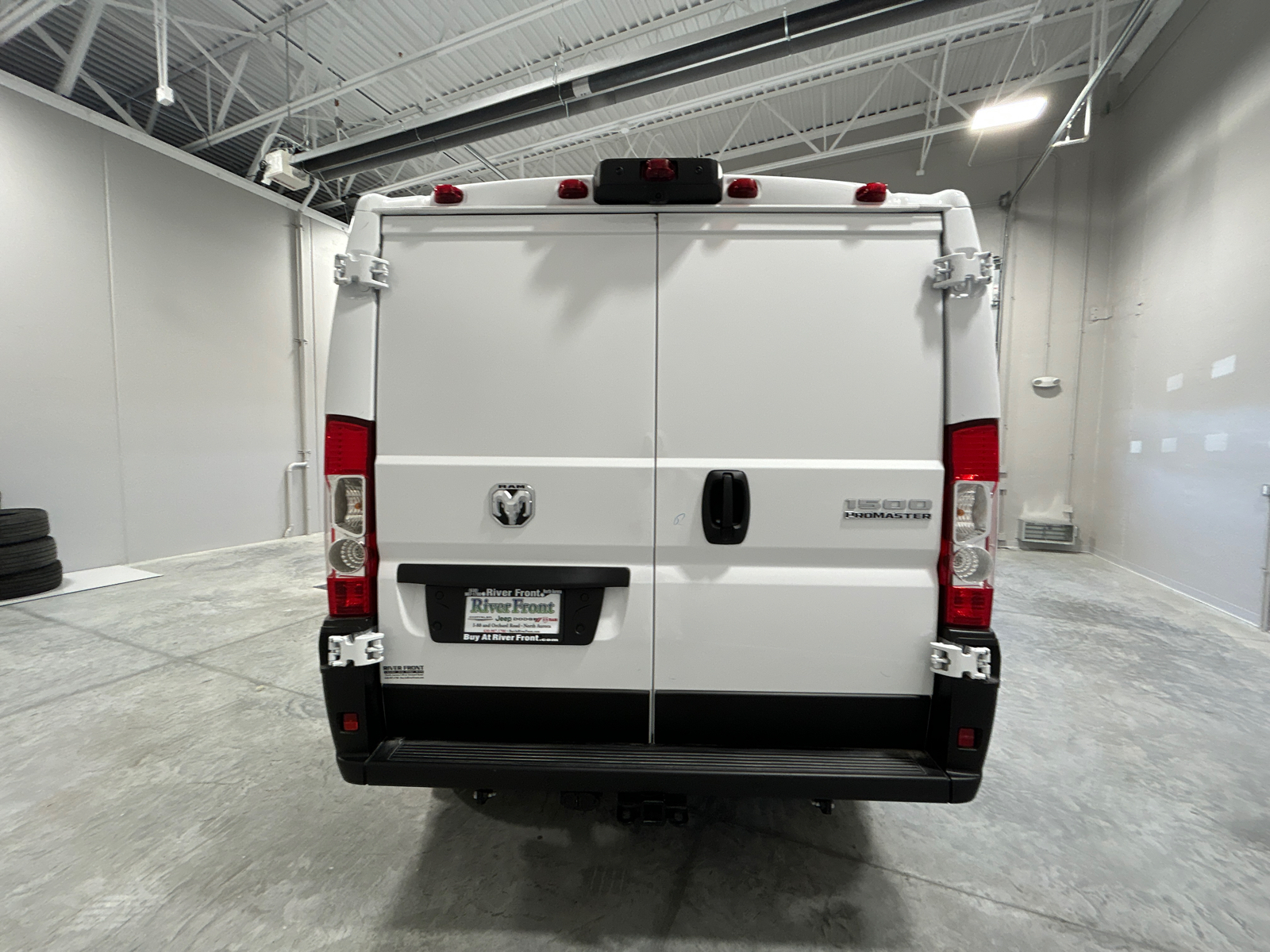 2024 Ram ProMaster 1500 Low Roof 7