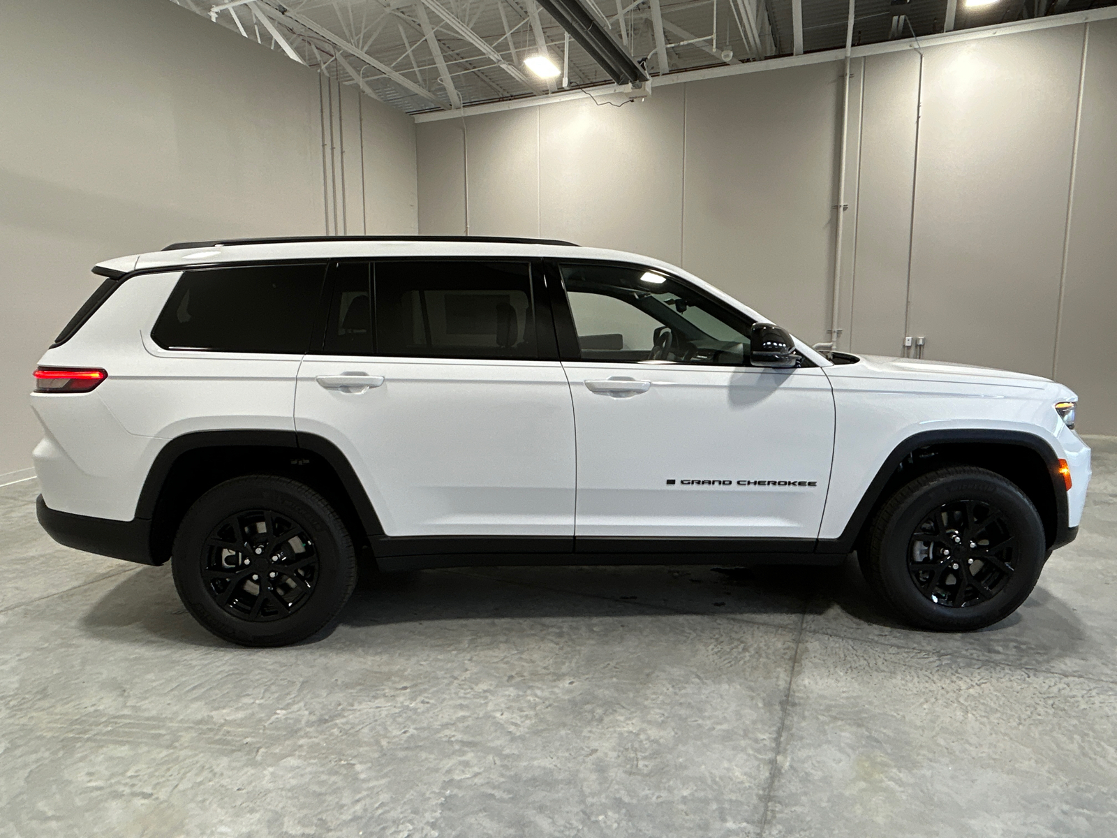 2024 Jeep Grand Cherokee L Altitude X 5