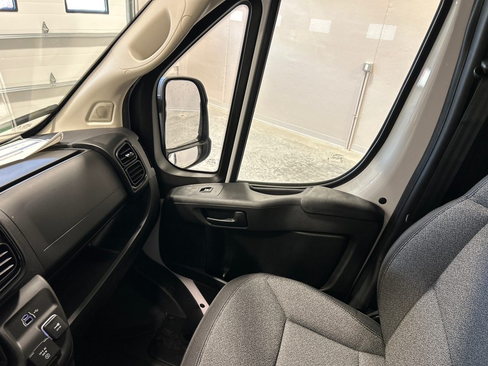 2024 Ram ProMaster 1500 Low Roof 24