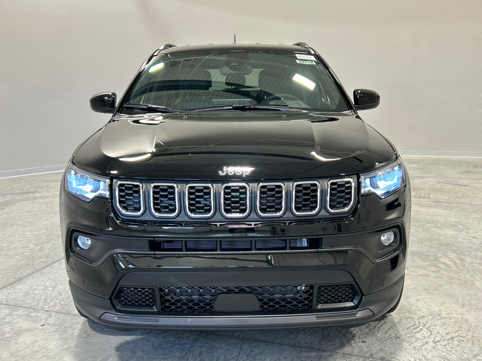 2024 Jeep Compass Latitude Lux 3