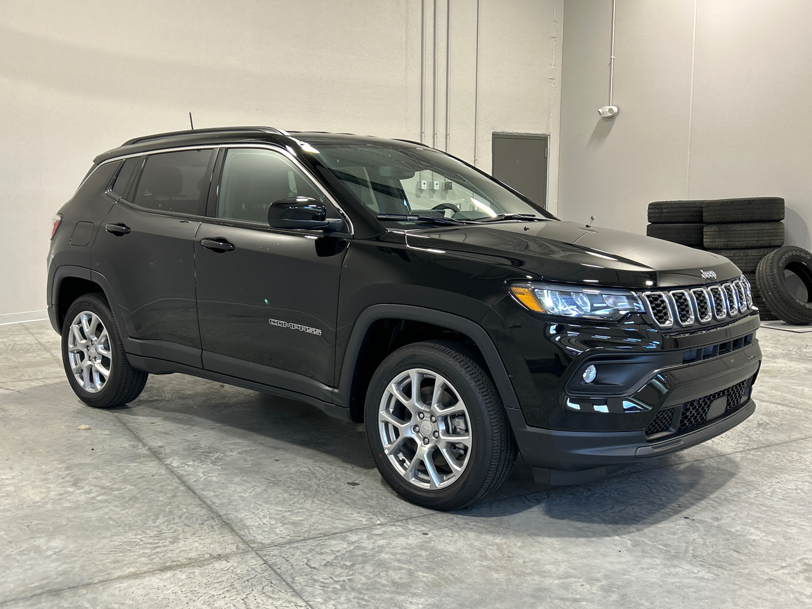 2024 Jeep Compass Latitude Lux 4