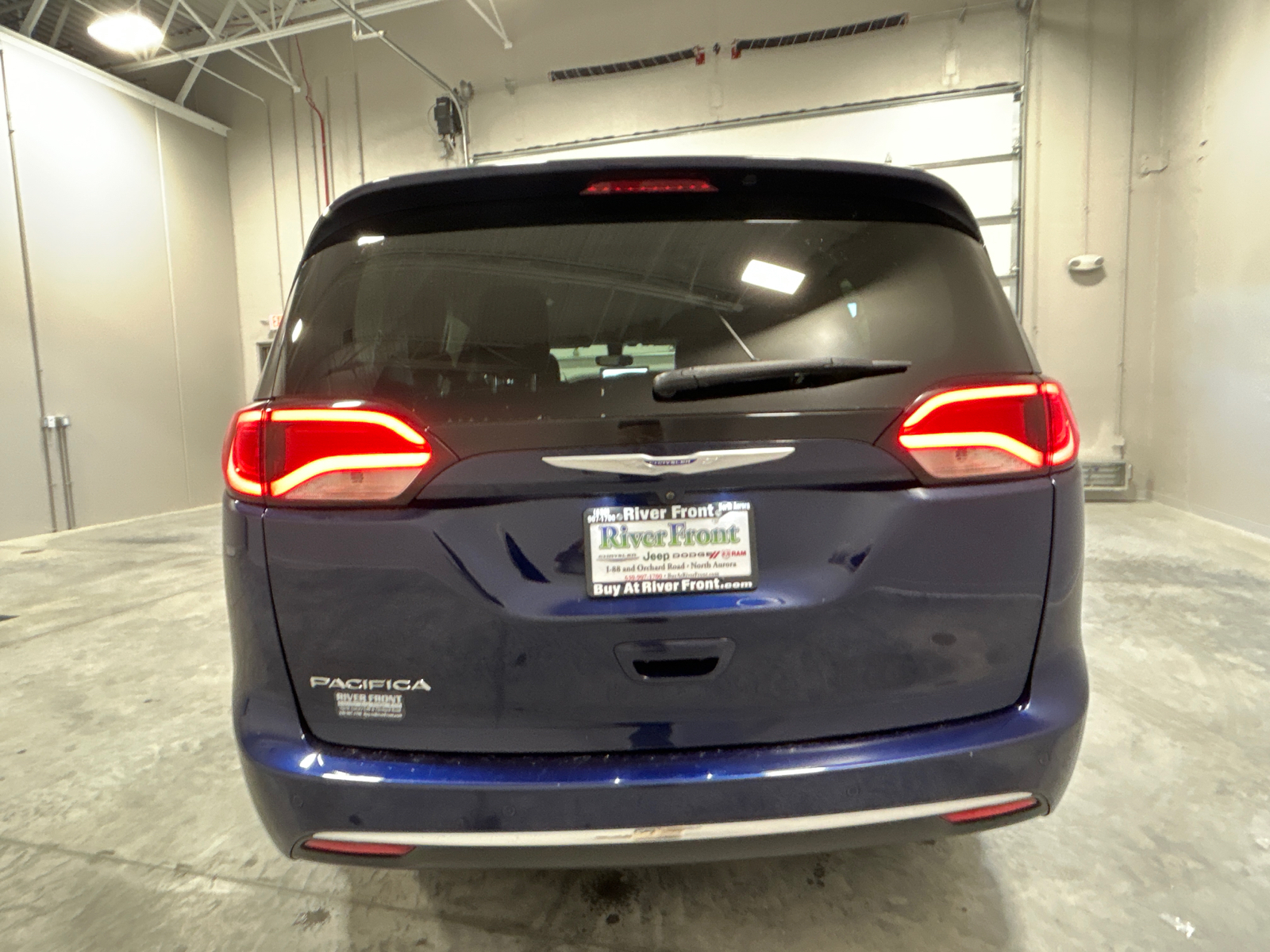 2020 Chrysler Pacifica Touring L 7