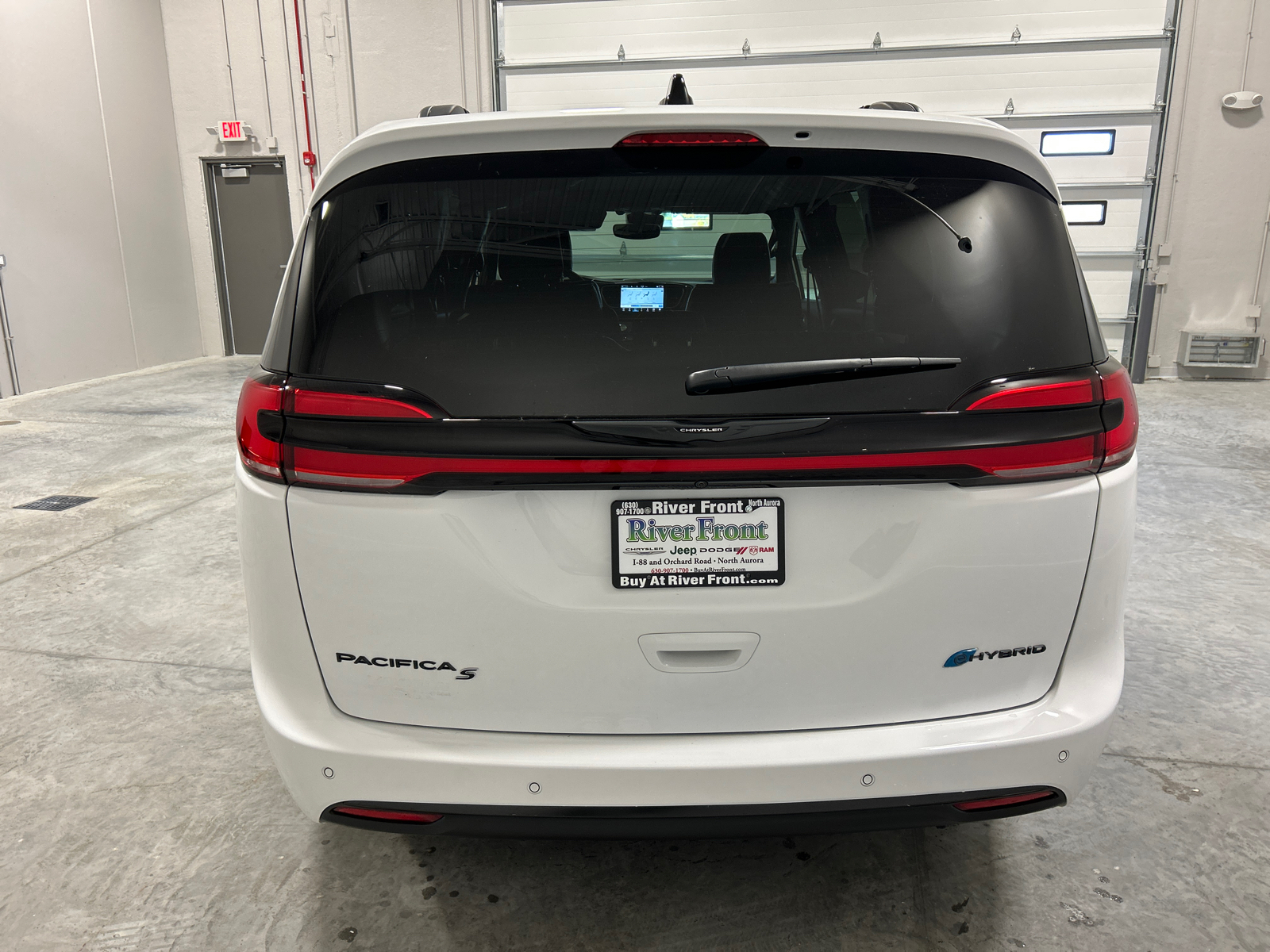 2024 Chrysler Pacifica Hybrid Select 7