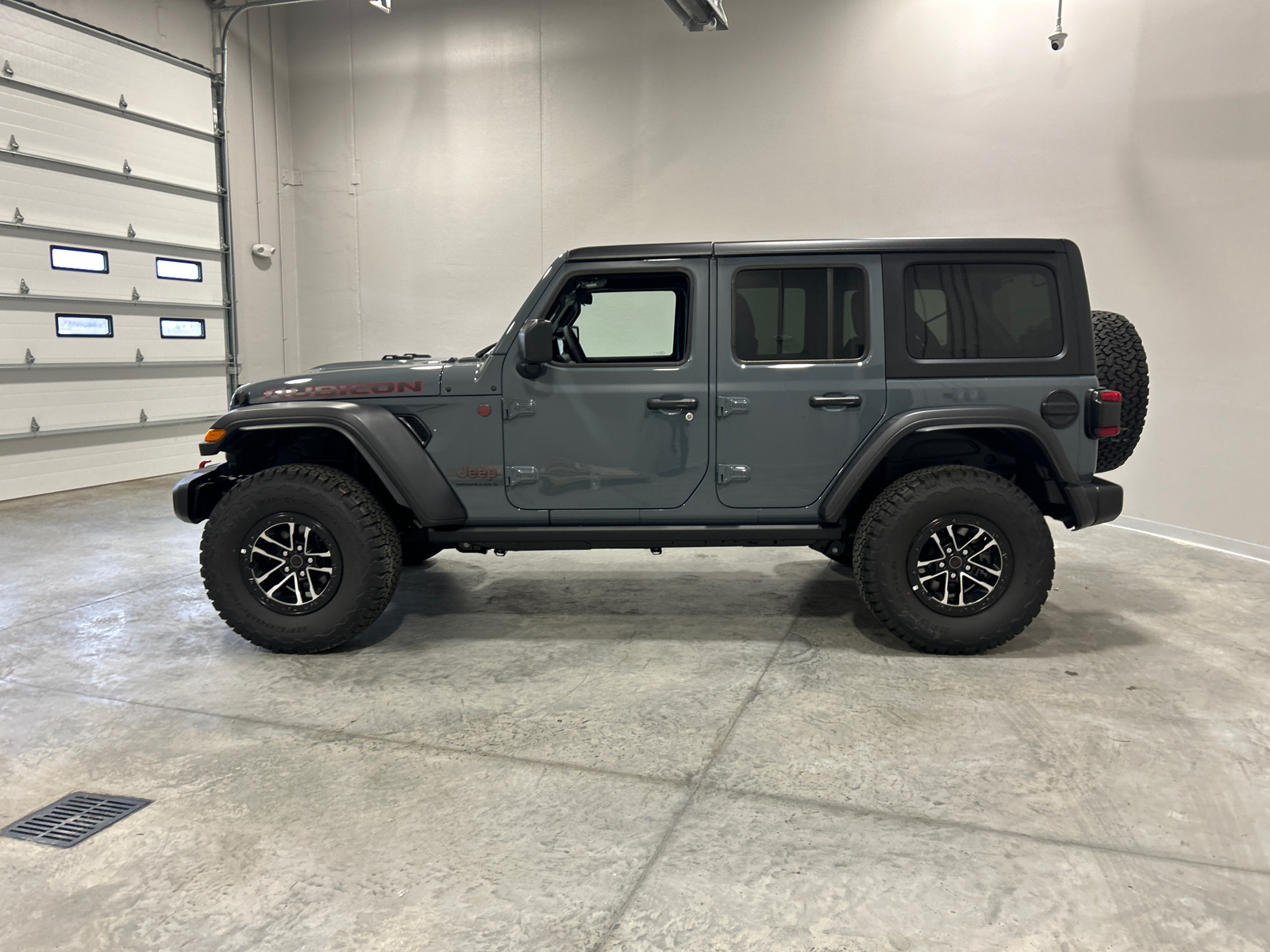 2024 Jeep Wrangler Rubicon 8