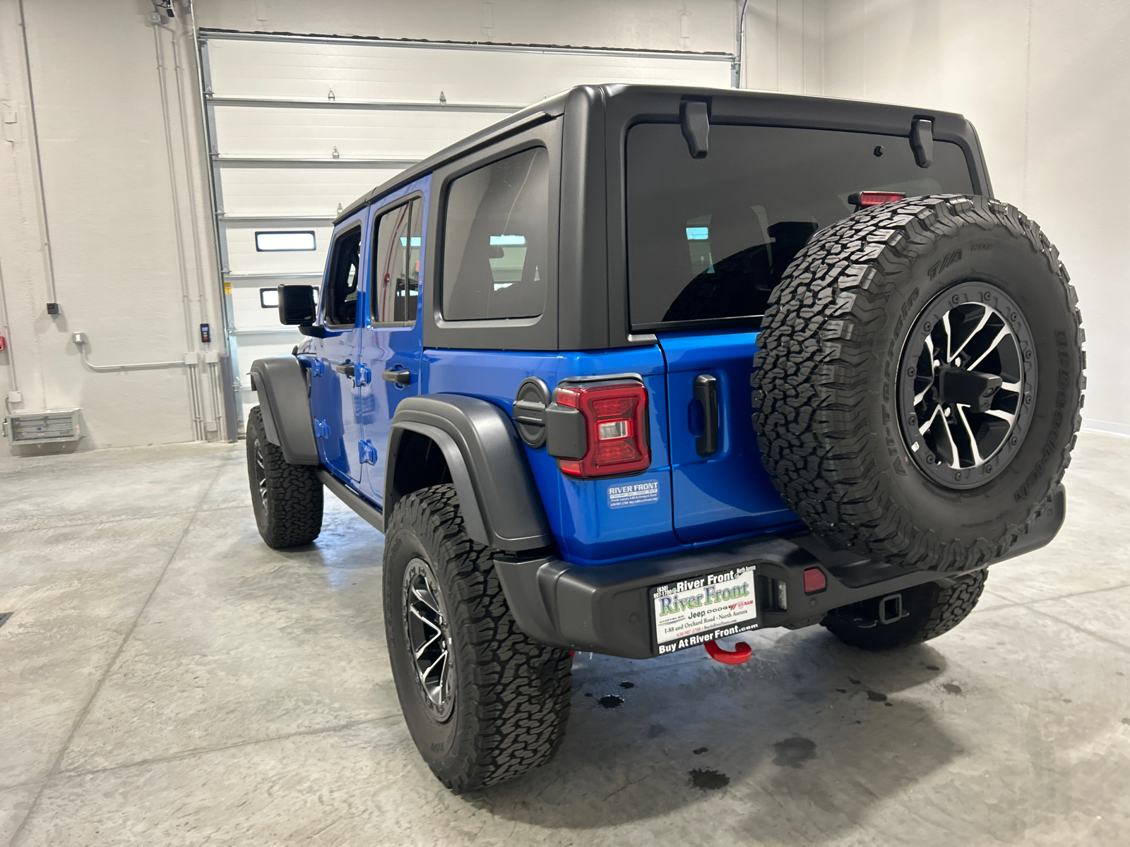 2024 Jeep Wrangler Rubicon 8