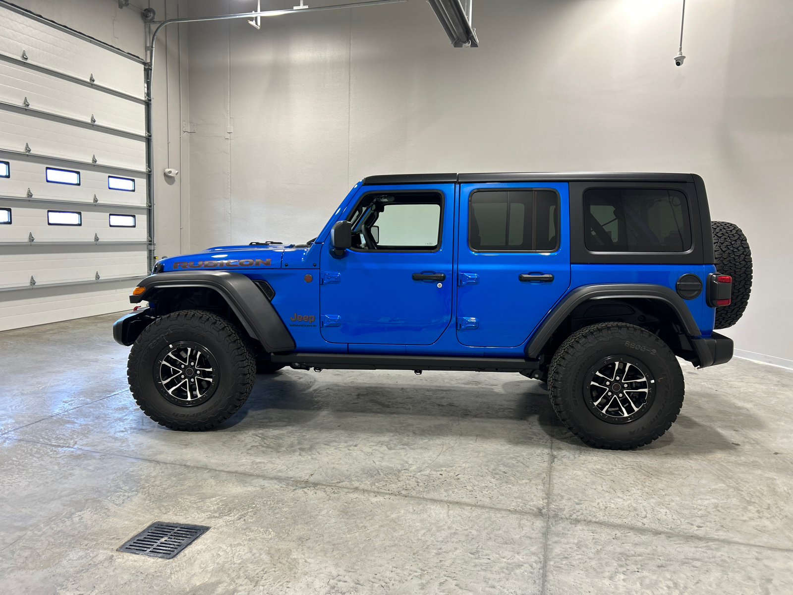 2024 Jeep Wrangler Rubicon 9